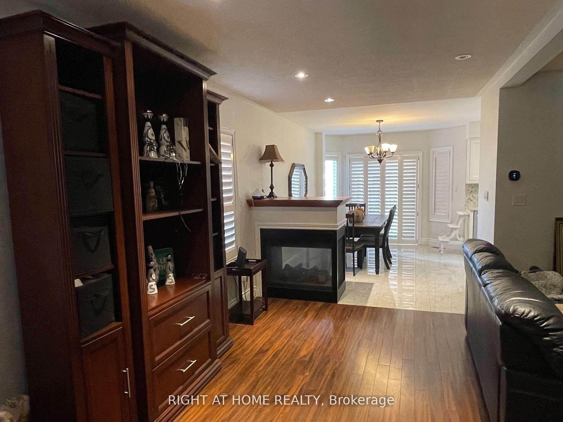 Photo 4 of 18 Archbury Circle, Caledon, Bolton East — HOMEH