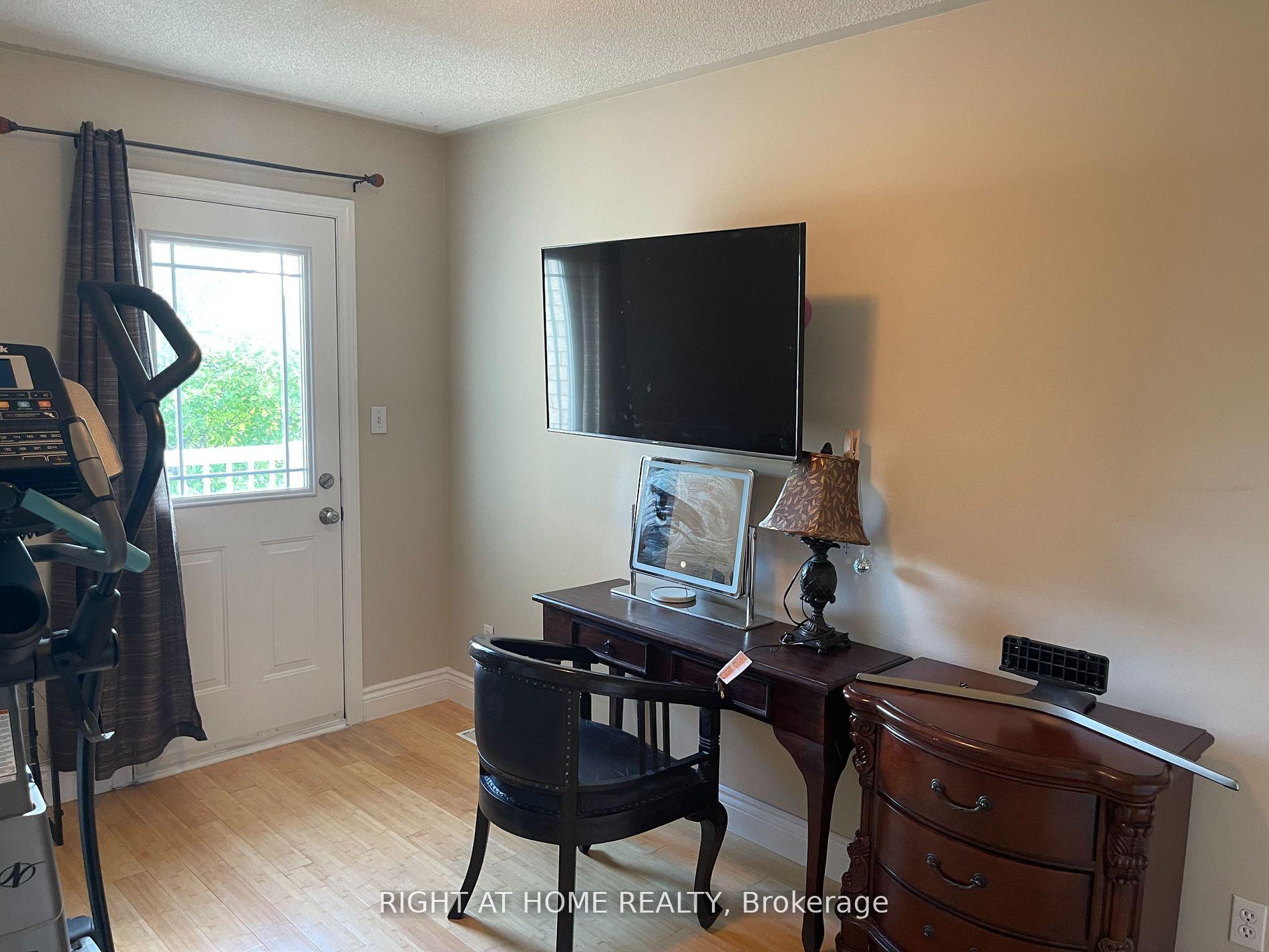Photo 18 of 18 Archbury Circle, Caledon, Bolton East — HOMEH