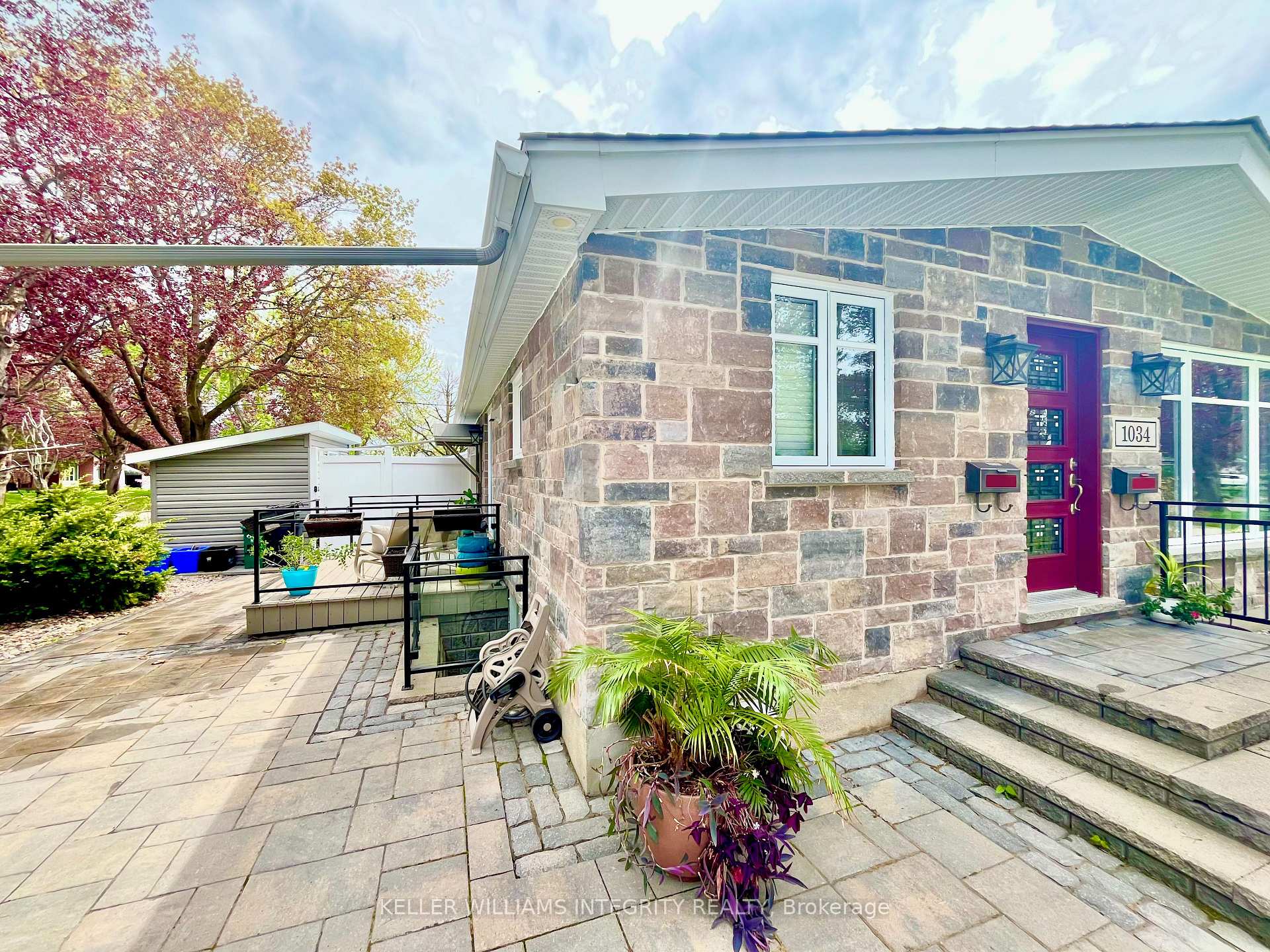 Photo 4 of Unit A, 1034 Edmond Avenue, Ottawa, Elmvale Acres/Urbandale — HOMEH