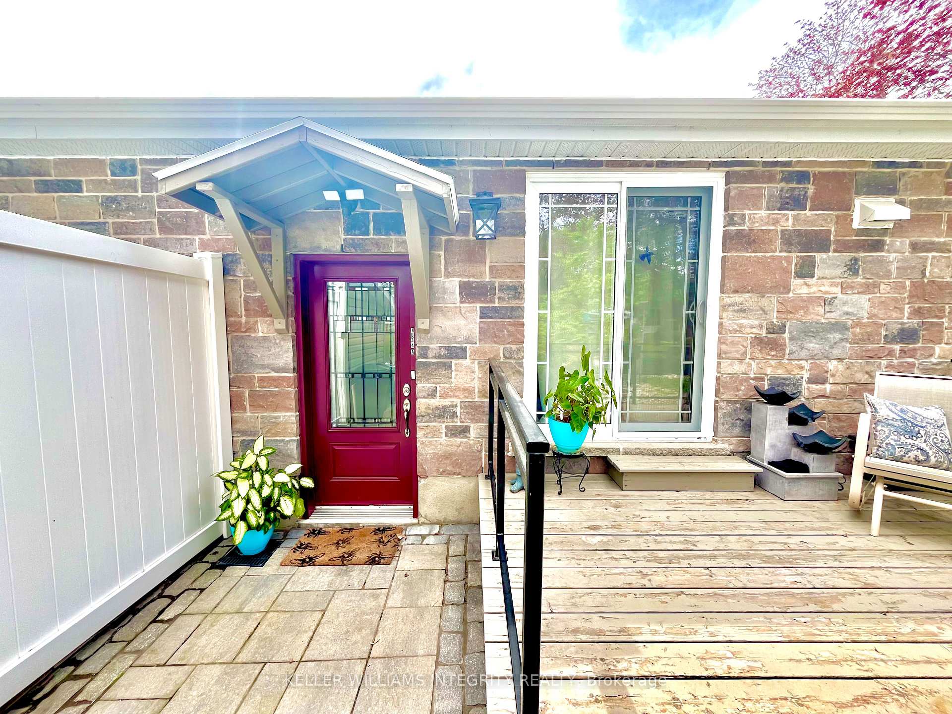 Photo 8 of Unit A, 1034 Edmond Avenue, Ottawa, Elmvale Acres/Urbandale — HOMEH