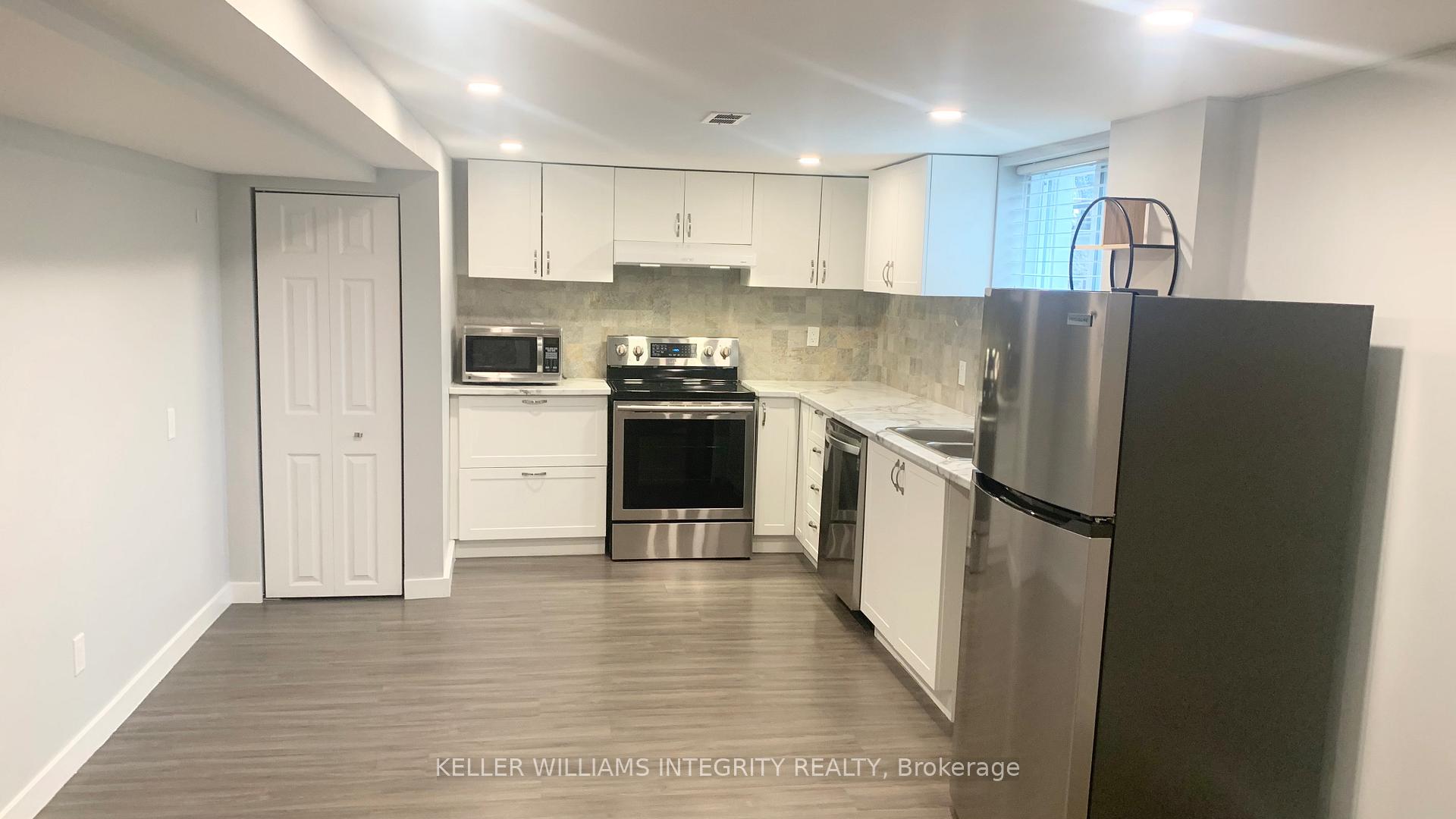 Photo 11 of Unit A, 1034 Edmond Avenue, Ottawa, Elmvale Acres/Urbandale — HOMEH