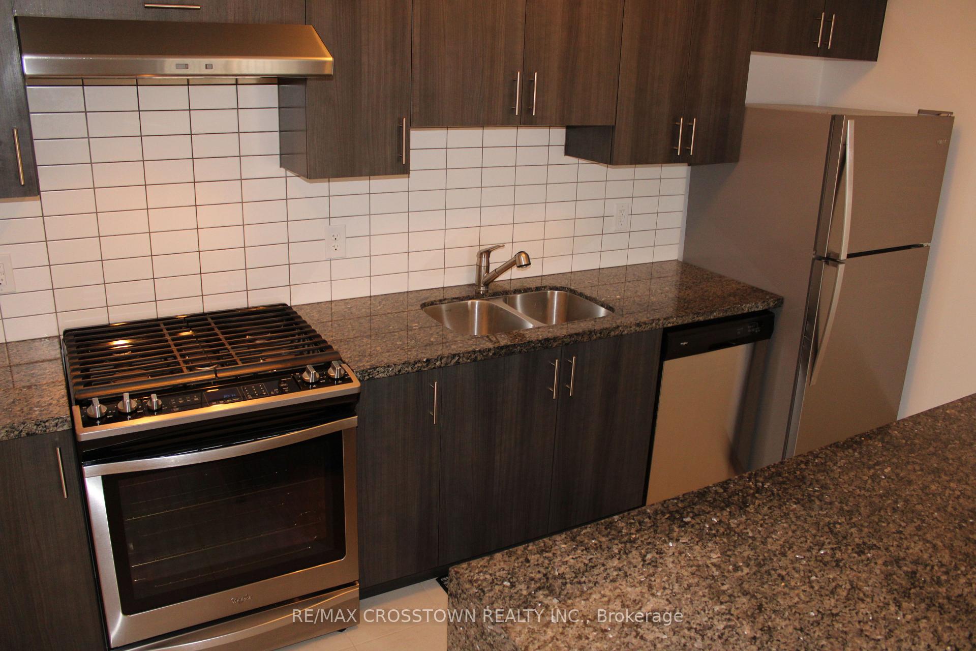 Photo 5 of Unit 408, 6 Spice Way, Barrie, Rural Barrie Southeast — HOMEH