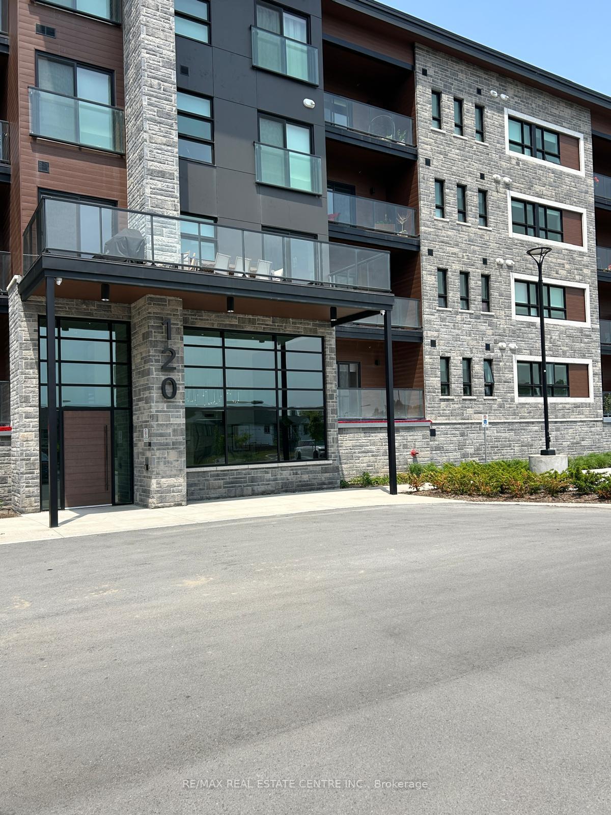Front of Unit 108, 120 Summersides Boulevard