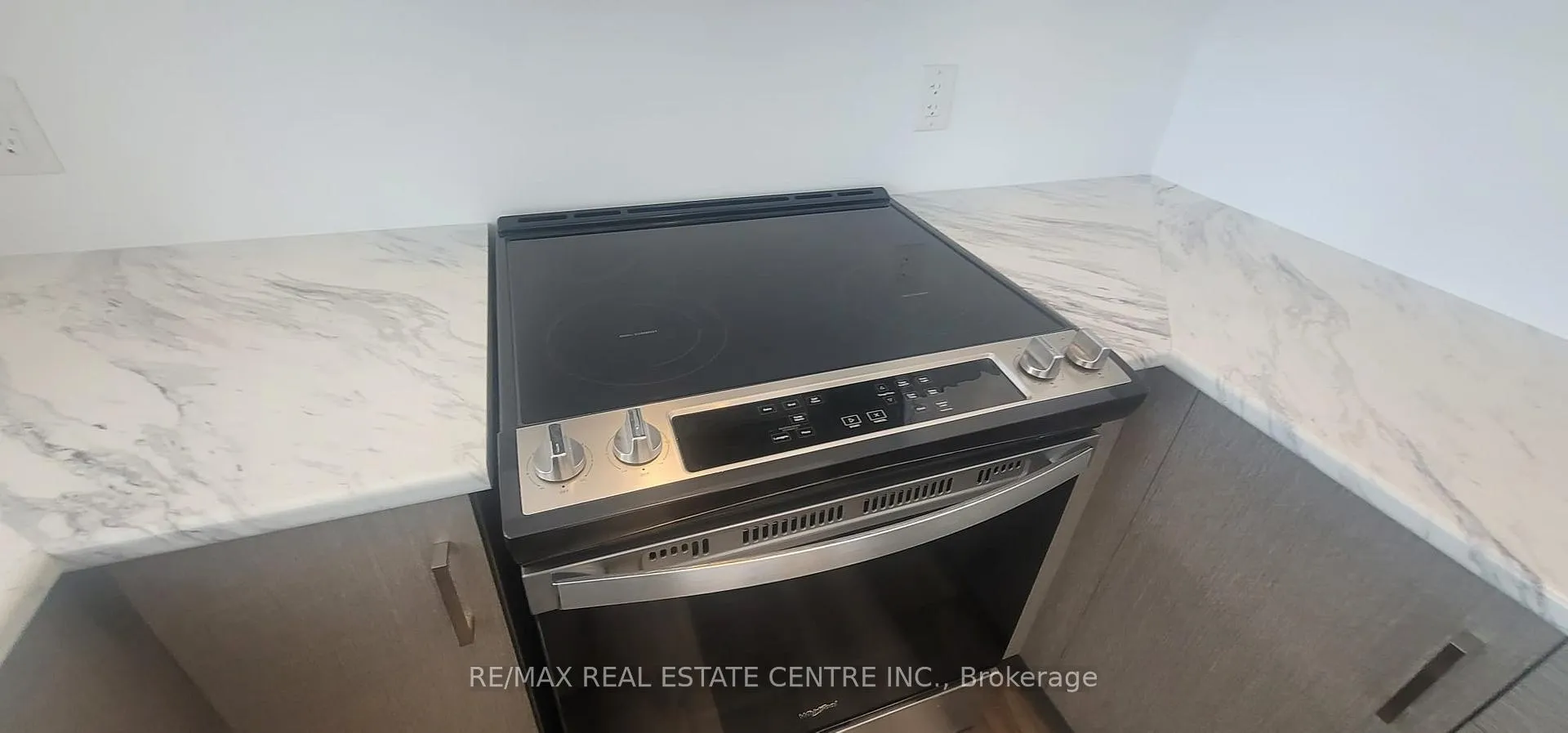 Photo 16 of Unit 805, 450 Dundas Street E, Hamilton, Waterdown — HOMEH