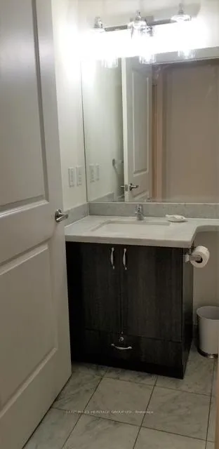 Photo 5 of Unit 805, 131 Upper Duke Crescent, Markham, Unionville — HOMEH