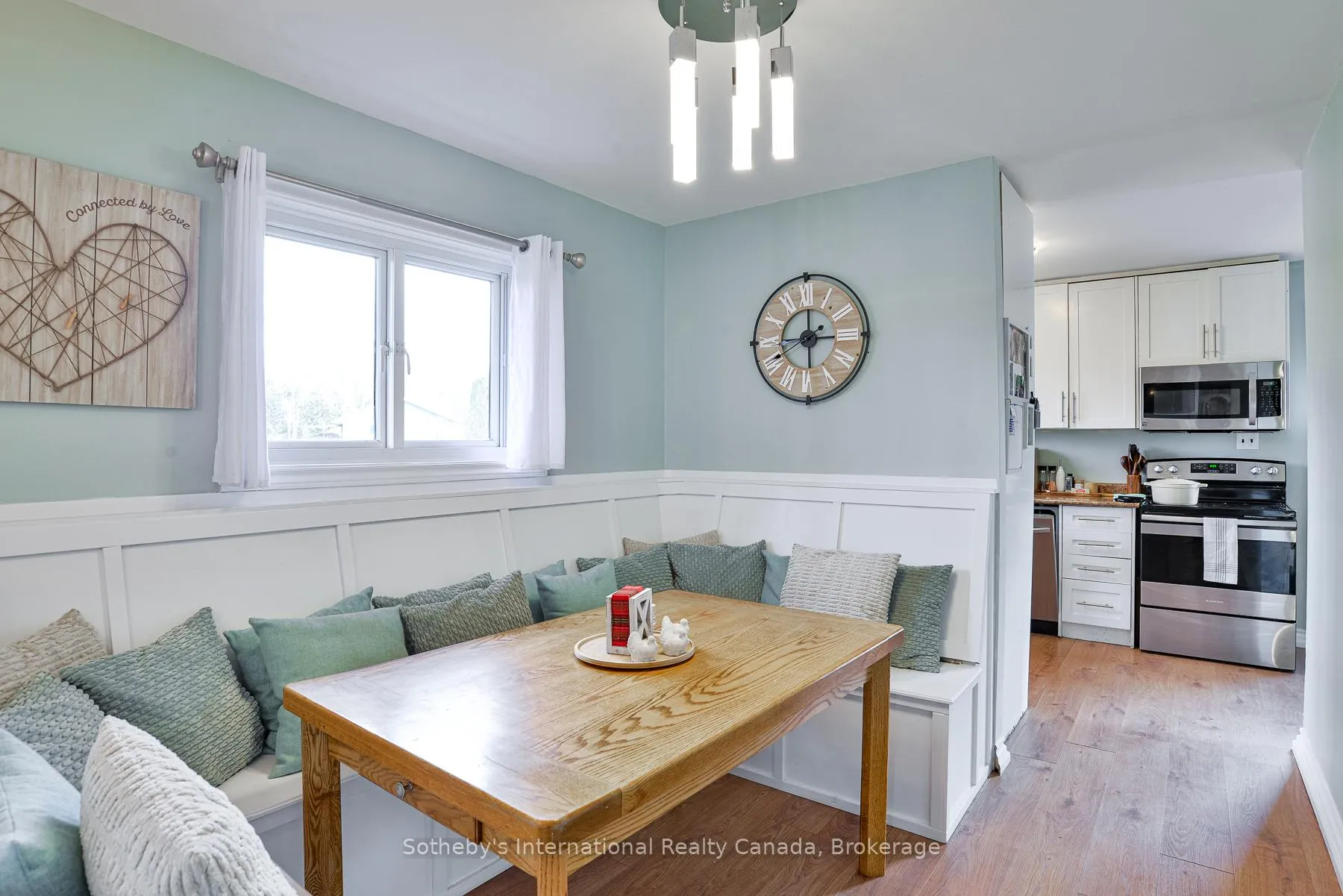 Photo 7 of 115 Segwun Boulevard, Gravenhurst, Muskoka (S) — HOMEH