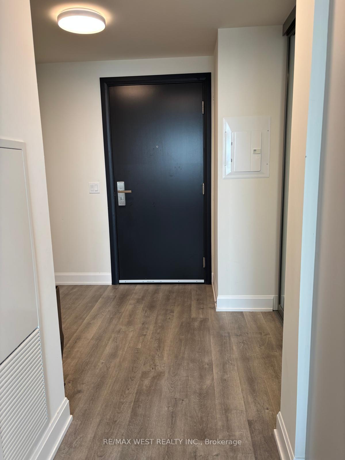 Photo 3 of Unit 2503, 38 Gandhi Lane, Markham, Commerce Valley — HOMEH