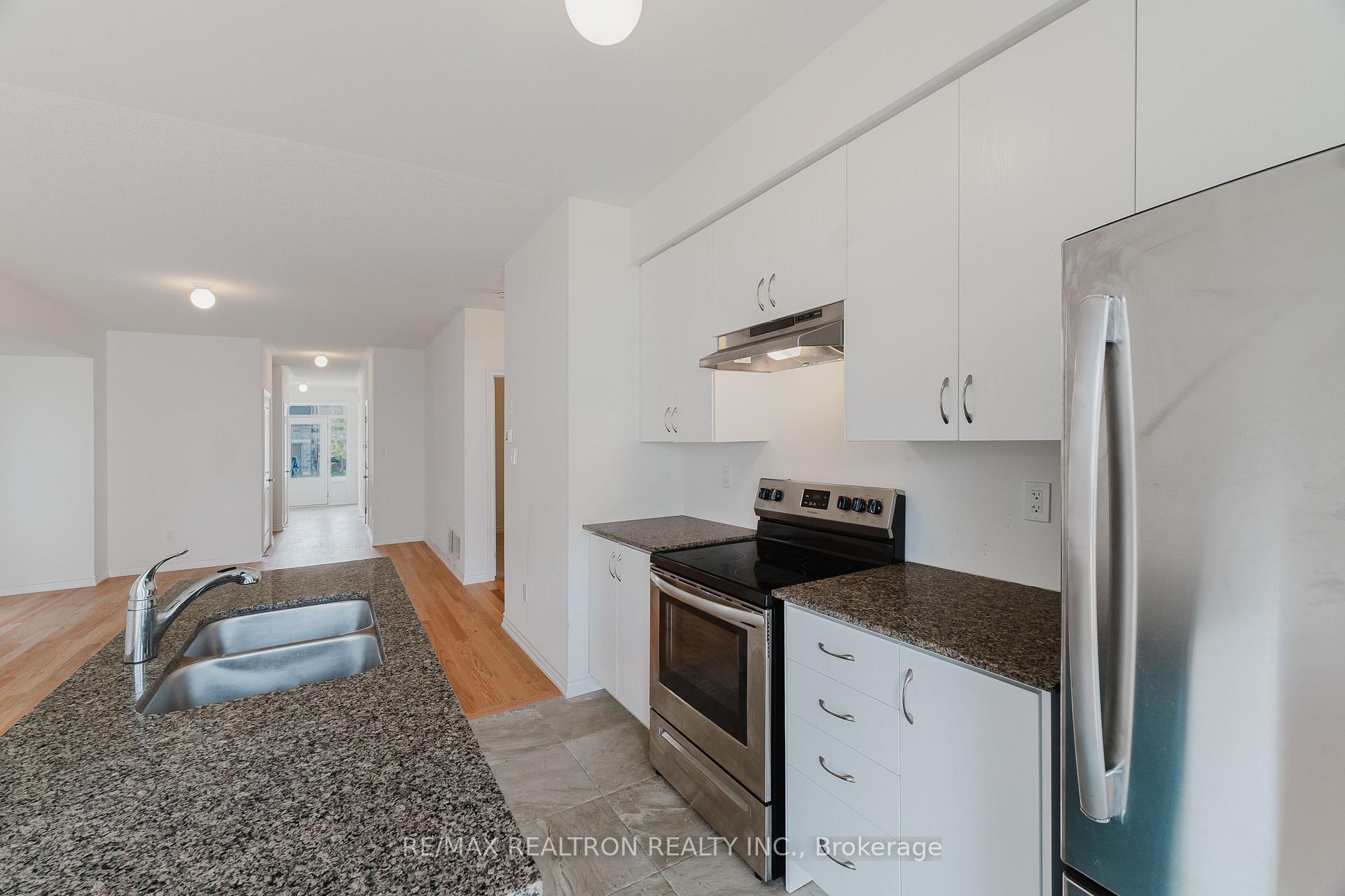 Photo 4 of 12 Bannister Road, Barrie, Rural Barrie Southeast — HOMEH