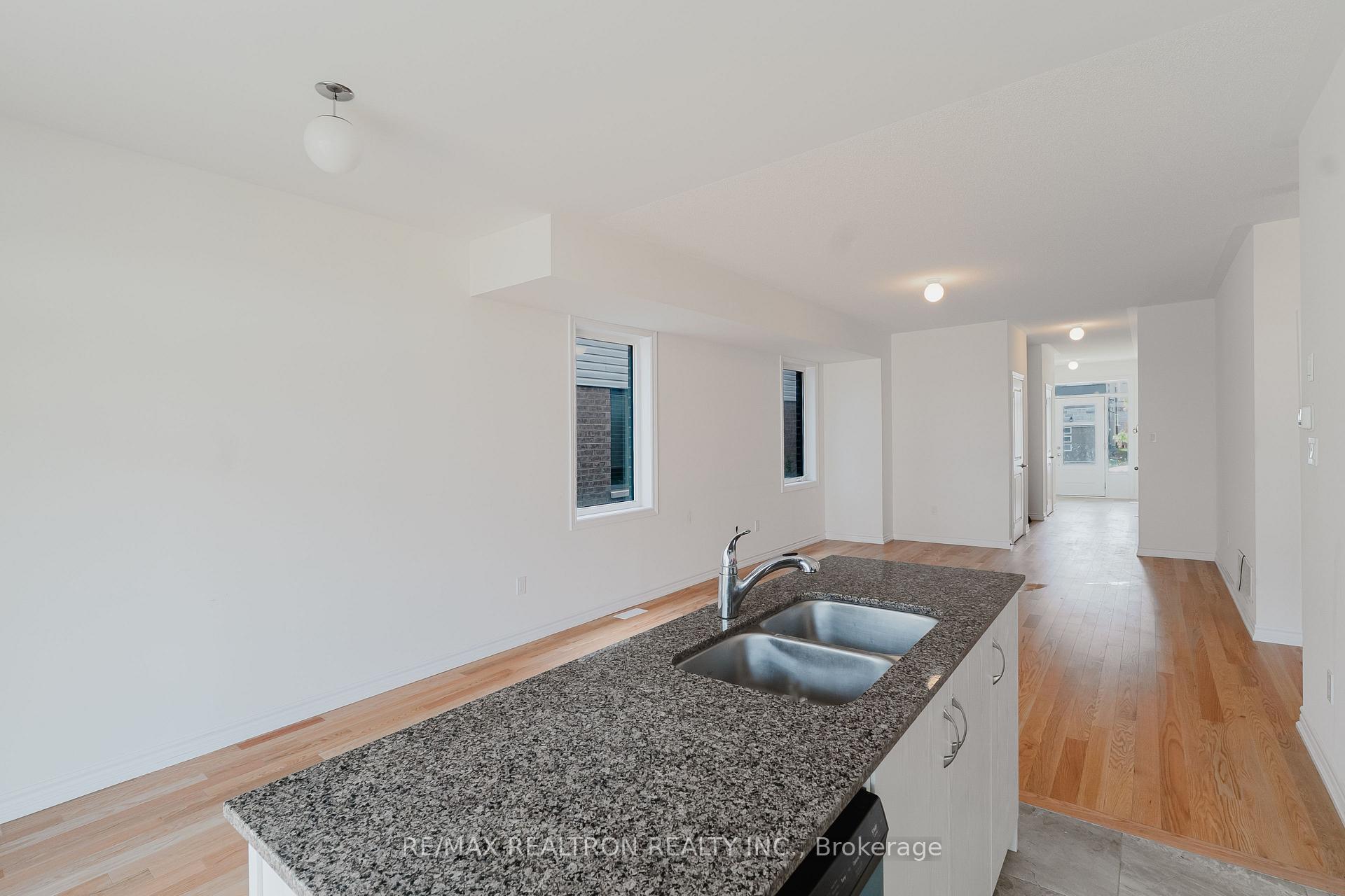 Photo 15 of 12 Bannister Road, Barrie, Rural Barrie Southeast — HOMEH
