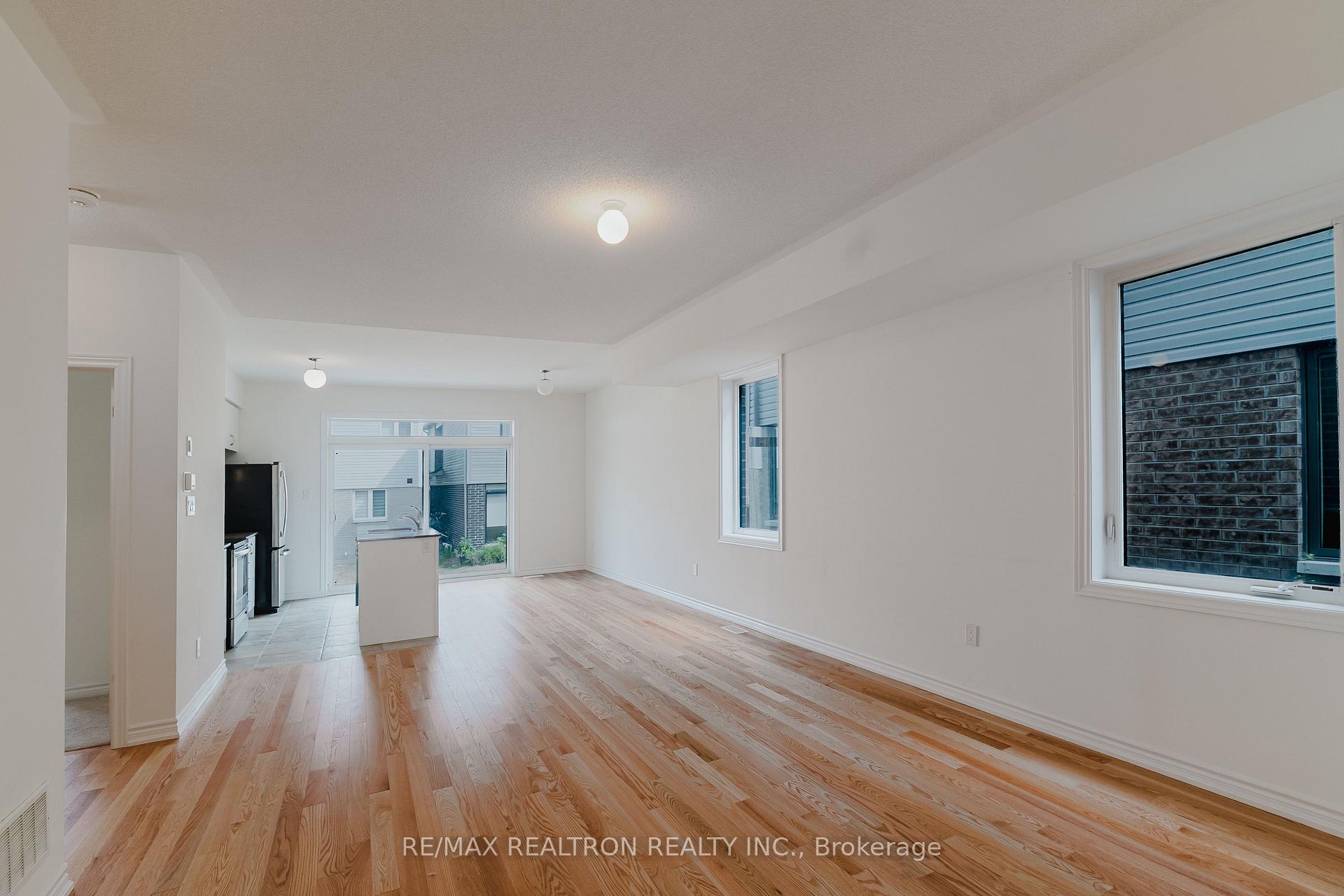 Photo 23 of 12 Bannister Road, Barrie, Rural Barrie Southeast — HOMEH