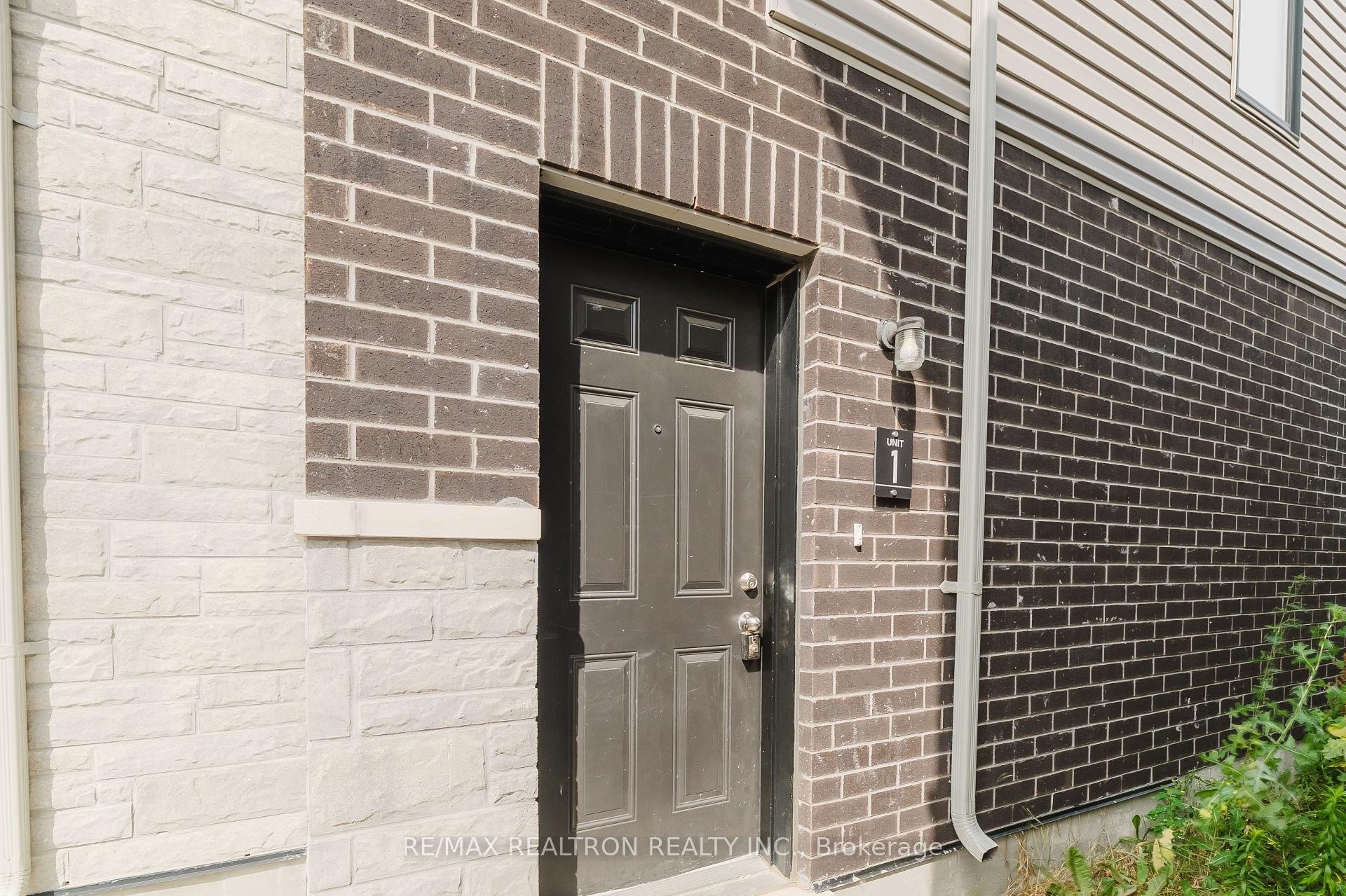 Photo 21 of 12 Bannister Road, Barrie, Rural Barrie Southeast — HOMEH