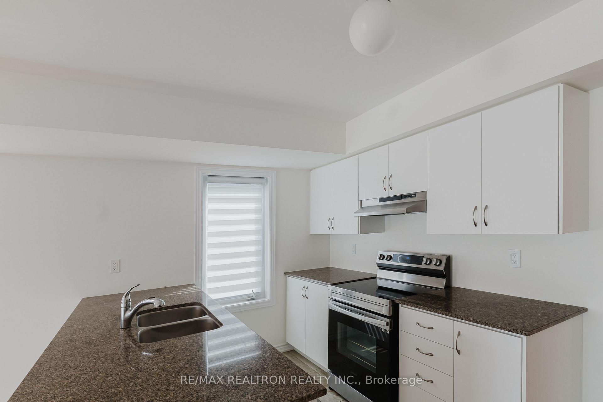 Photo 26 of 12 Bannister Road, Barrie, Rural Barrie Southeast — HOMEH
