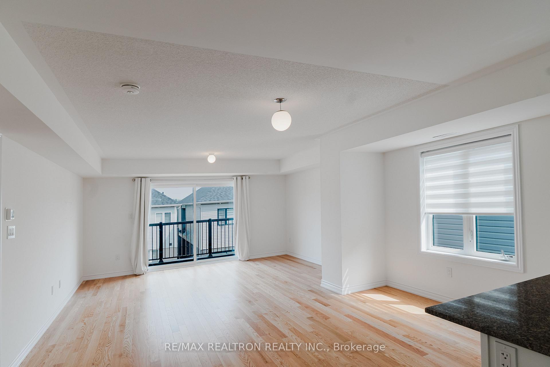 Photo 31 of 12 Bannister Road, Barrie, Rural Barrie Southeast — HOMEH