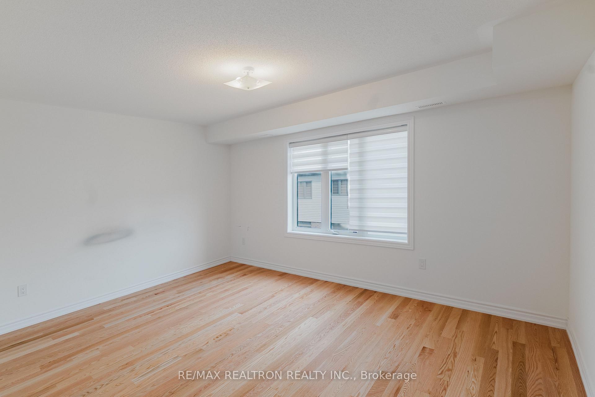 Photo 35 of 12 Bannister Road, Barrie, Rural Barrie Southeast — HOMEH