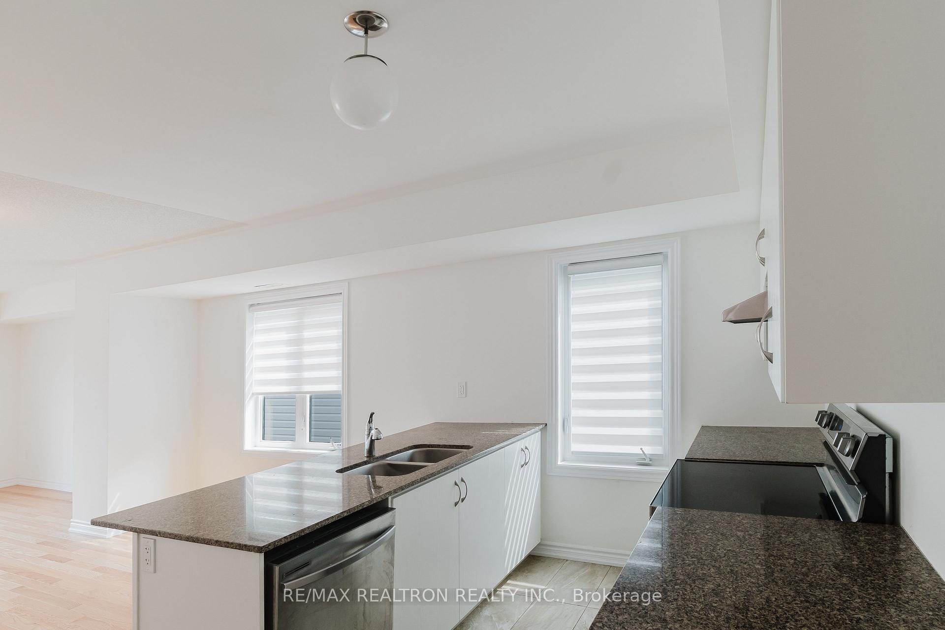 Photo 32 of 12 Bannister Road, Barrie, Rural Barrie Southeast — HOMEH