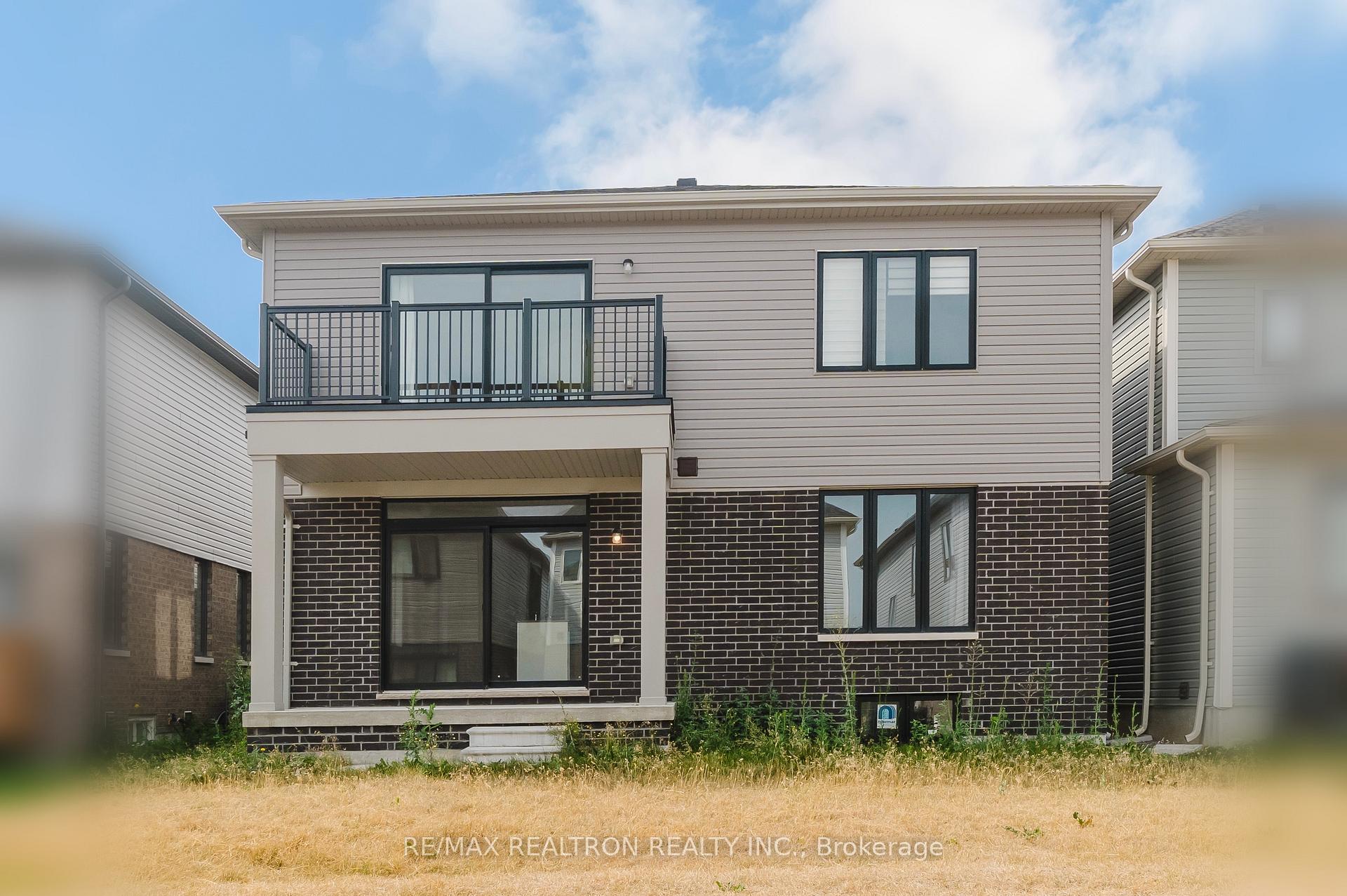Photo 45 of 12 Bannister Road, Barrie, Rural Barrie Southeast — HOMEH