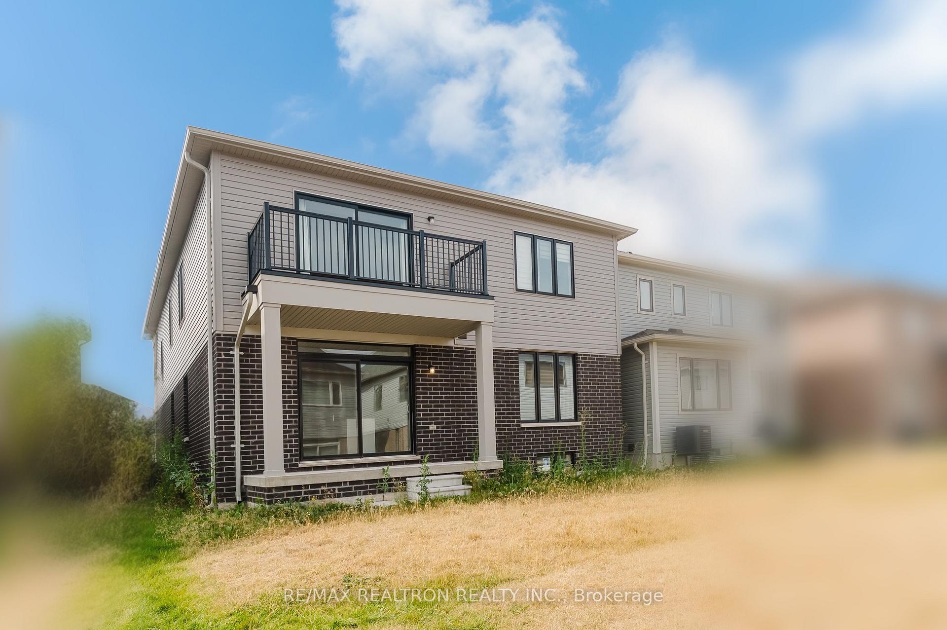 Photo 44 of 12 Bannister Road, Barrie, Rural Barrie Southeast — HOMEH