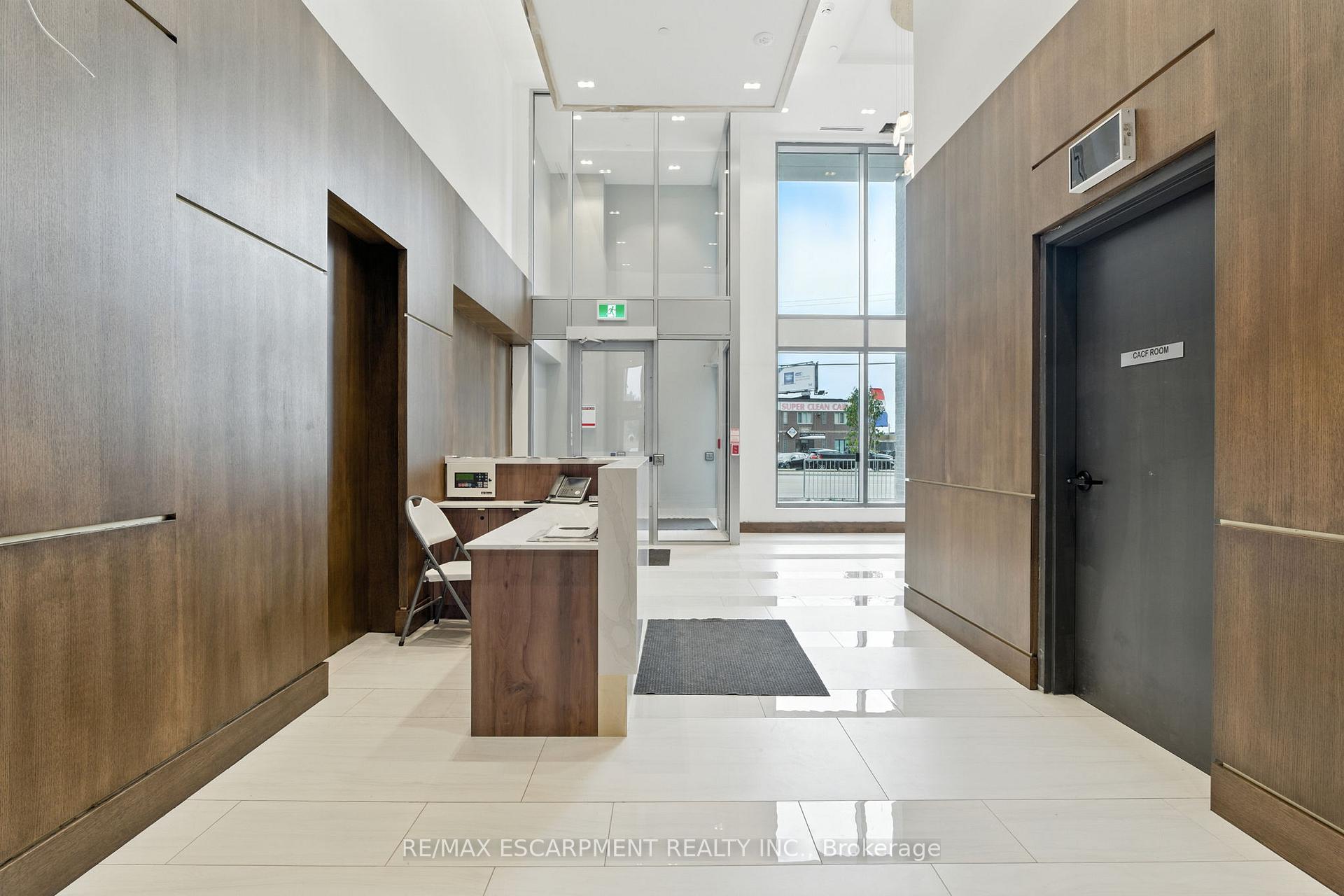 Photo 6 of Unit 1605, 2782 Barton Street E, Hamilton, Riverdale — HOMEH