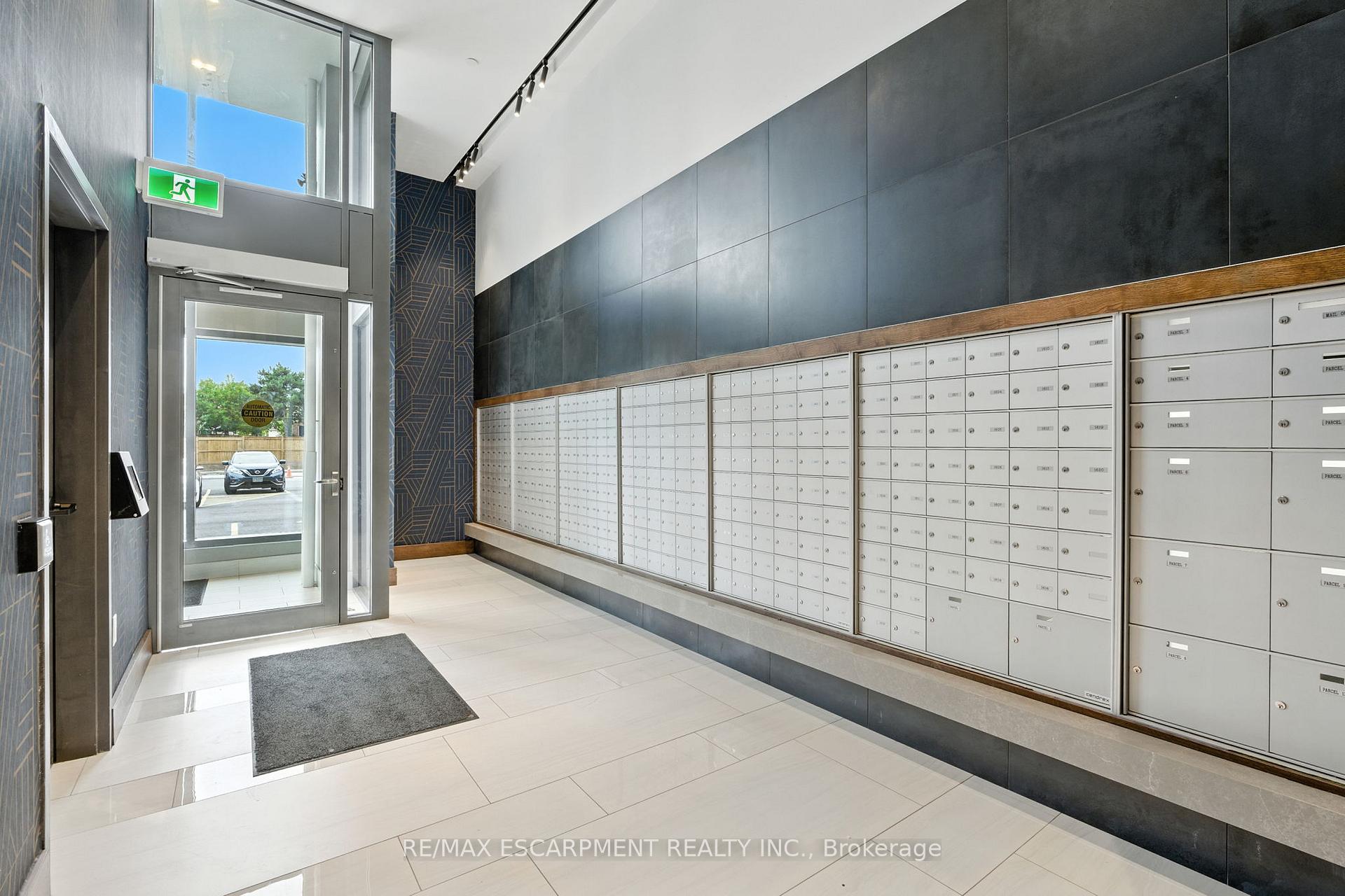 Photo 7 of Unit 1605, 2782 Barton Street E, Hamilton, Riverdale — HOMEH