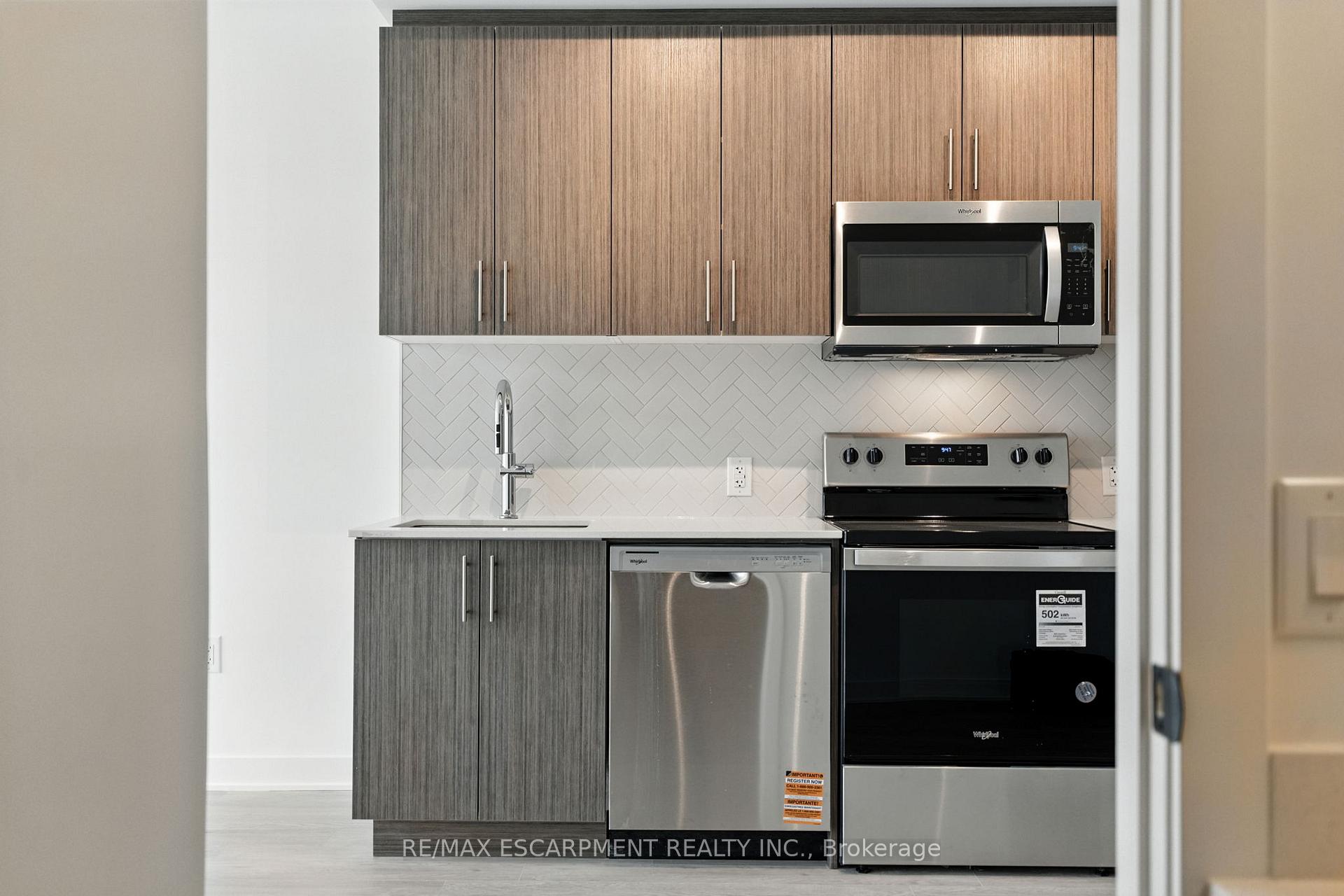 Photo 17 of Unit 1605, 2782 Barton Street E, Hamilton, Riverdale — HOMEH