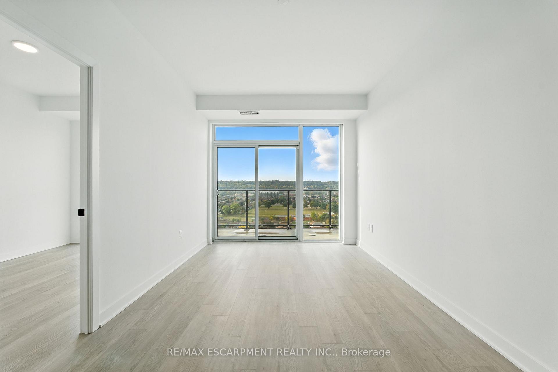 Photo 22 of Unit 1605, 2782 Barton Street E, Hamilton, Riverdale — HOMEH
