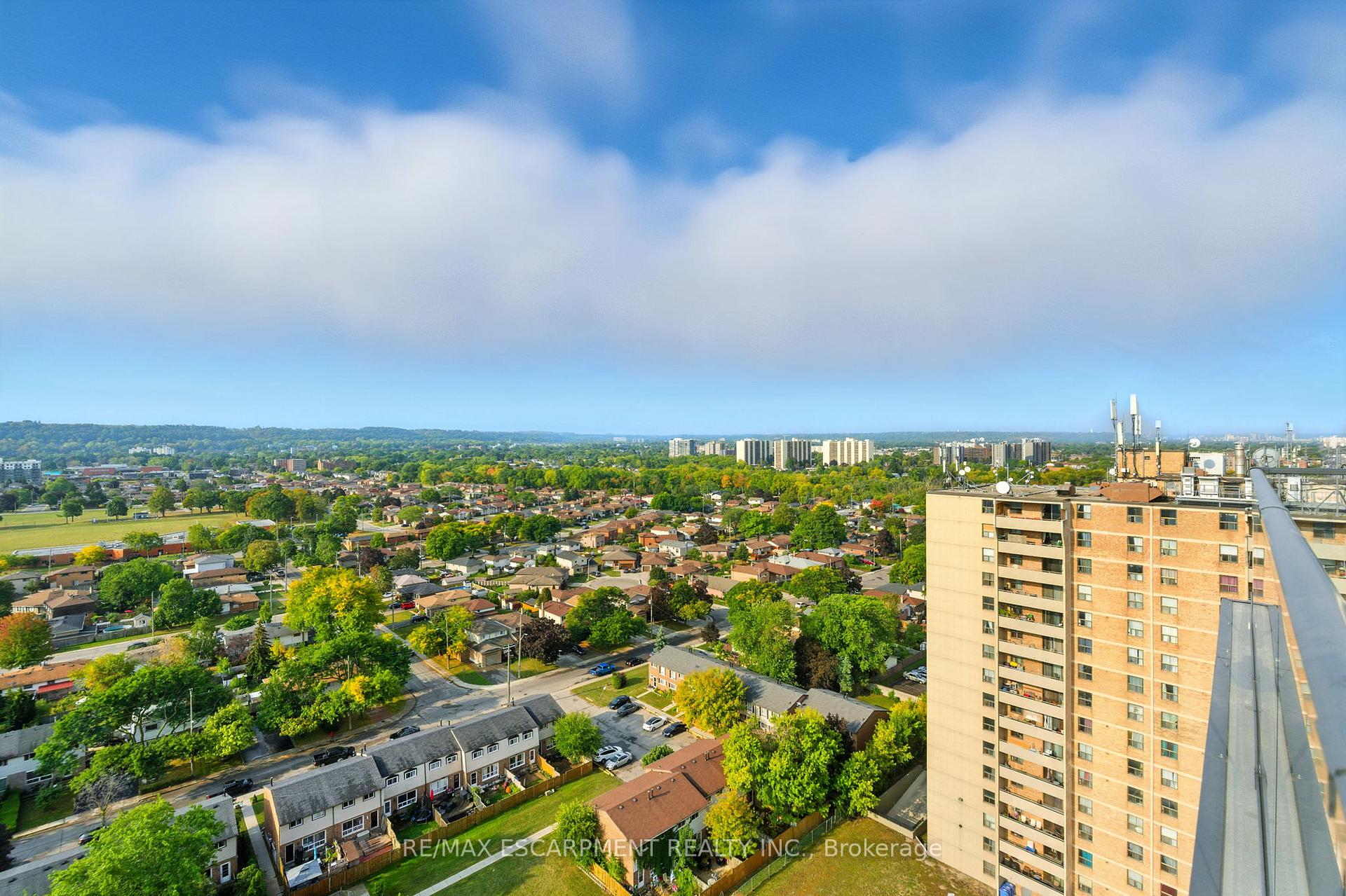 Photo 35 of Unit 1605, 2782 Barton Street E, Hamilton, Riverdale — HOMEH