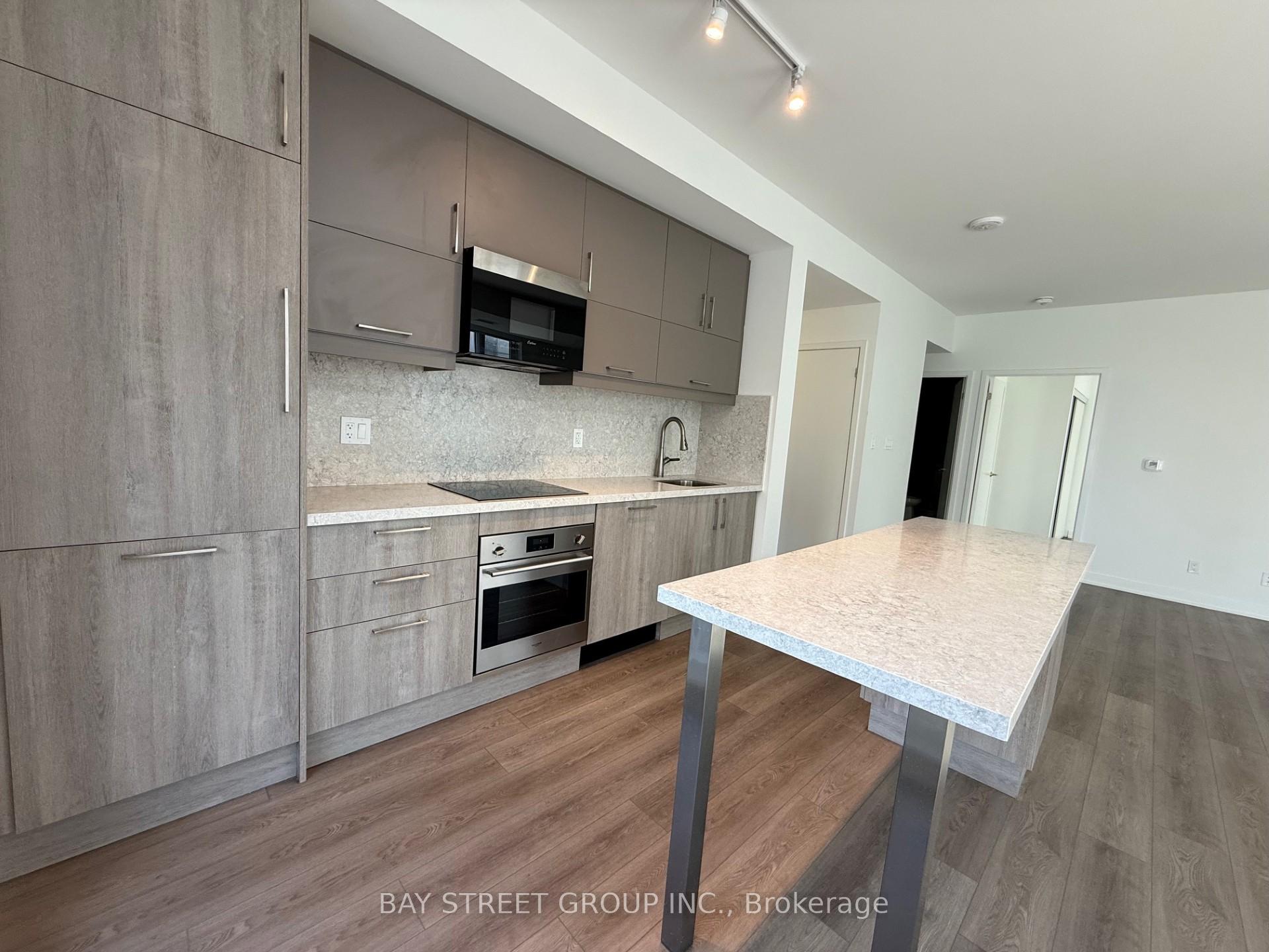 Photo 3 of Unit 618, 38 Simcoe Promenade, Markham, Unionville — HOMEH