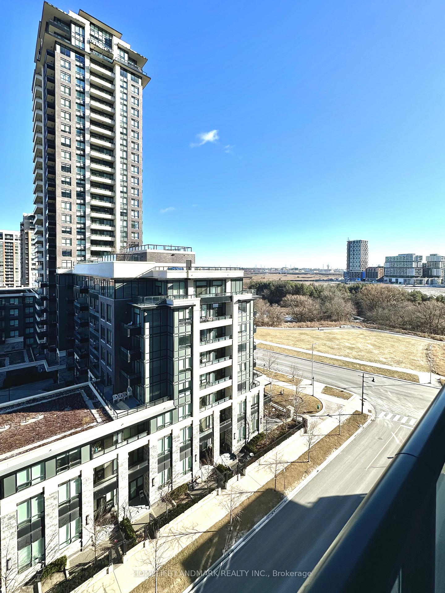 Photo 12 of Unit 1009, 18 Water Walk Drive, Markham, Unionville — HOMEH