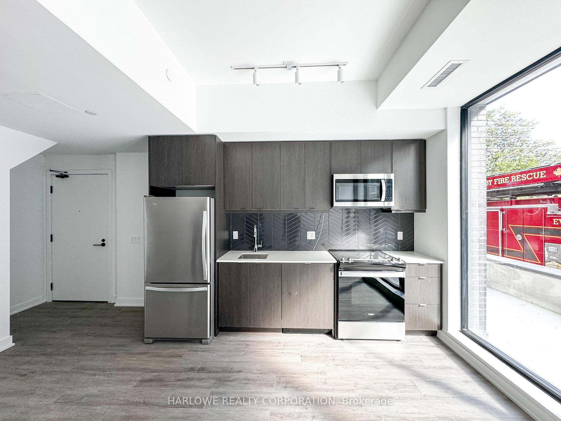 Front of Unit 128 B, 1604 Charles Street