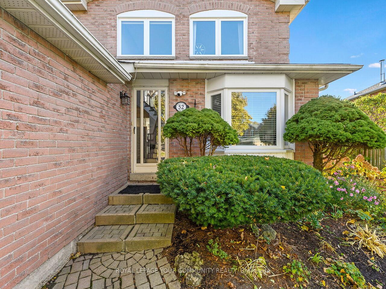 Photo 6 of 52 Keystone Drive, Brampton, Brampton South — HOMEH