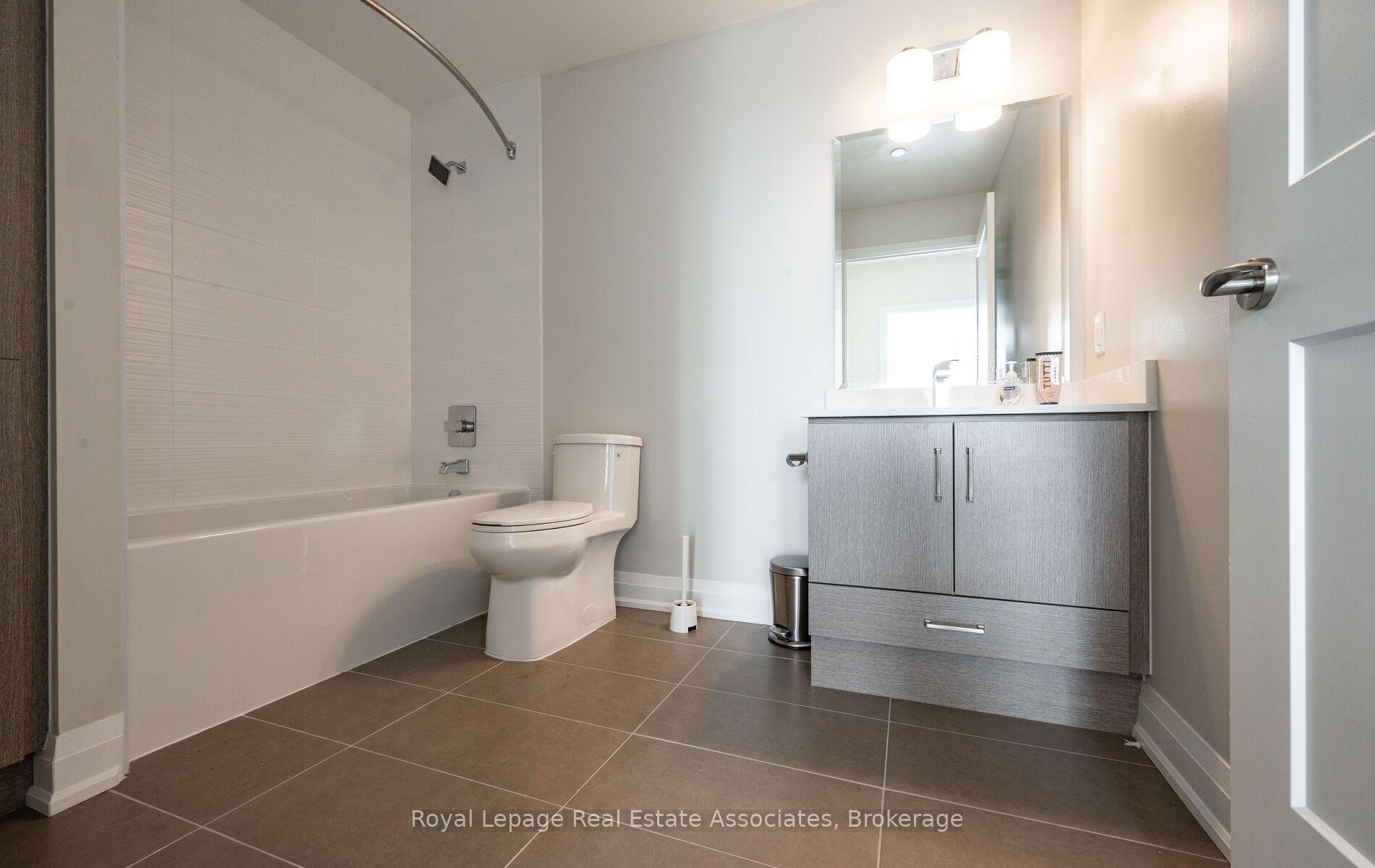 Photo 21 of Unit 1707, 15 Lynch Street, Brampton, Queen Street Corridor — HOMEH