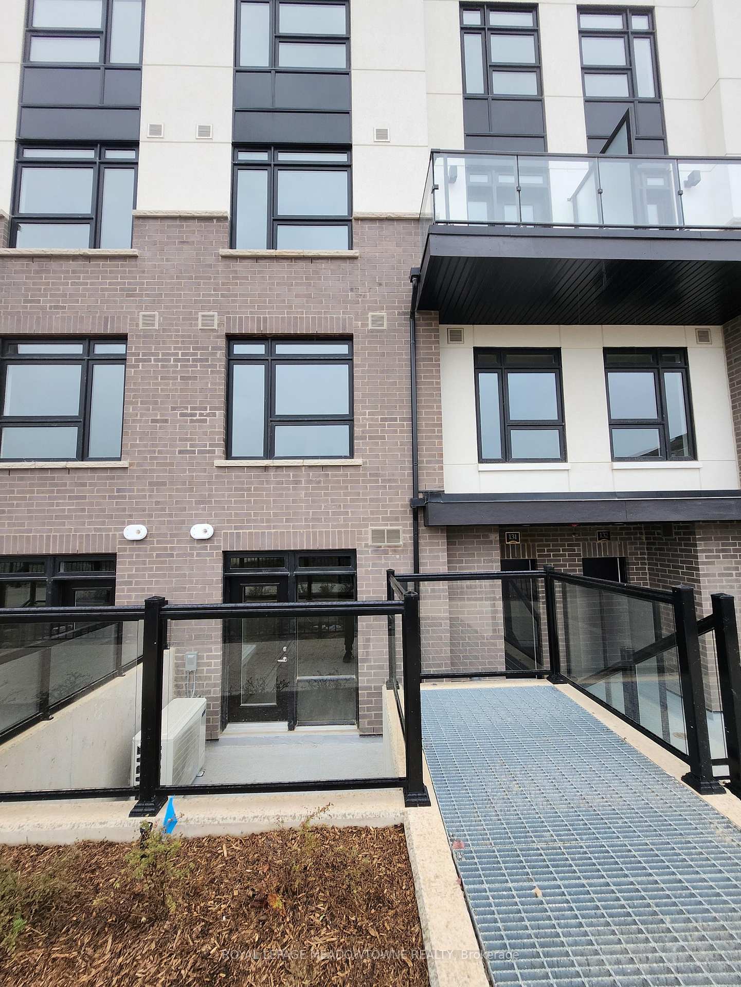 Front of Unit 131, 1573 Rose Way