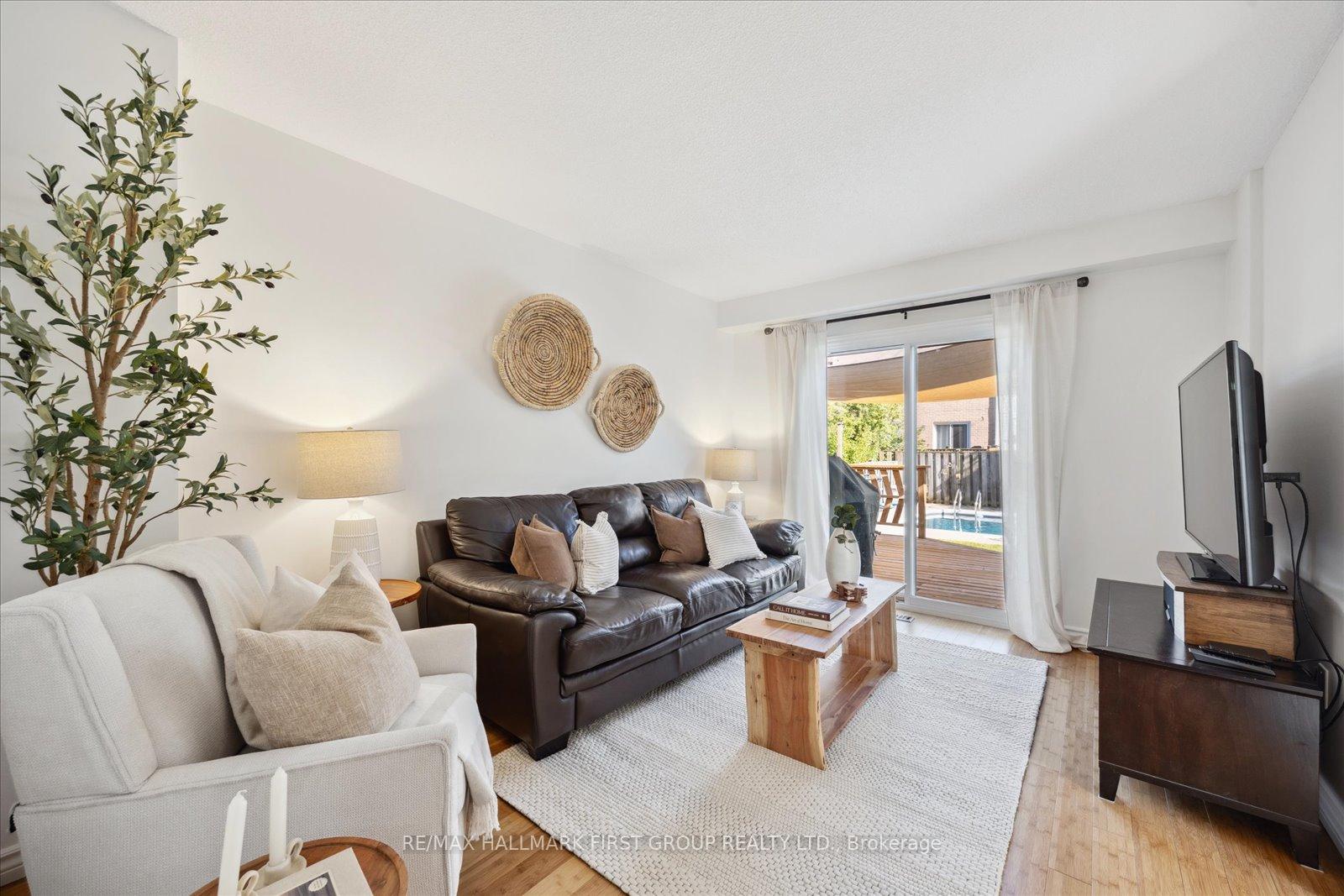 Photo 6 of 67 Mandrake Street, Ajax, Central — HOMEH