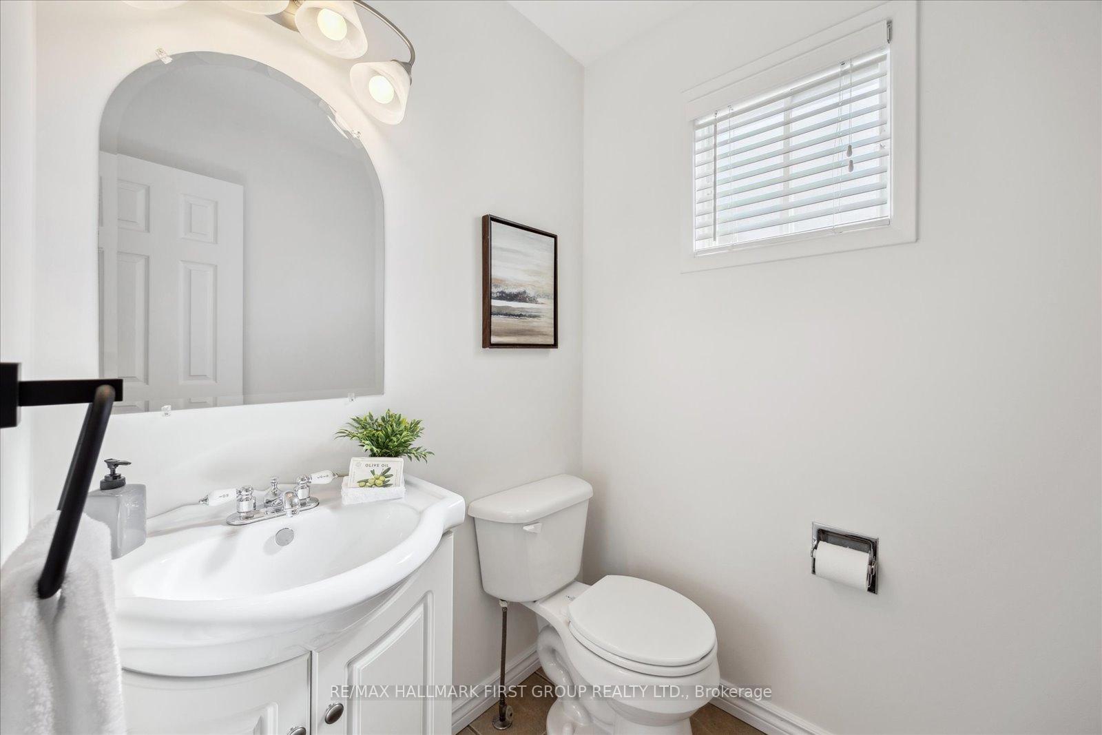 Photo 19 of 67 Mandrake Street, Ajax, Central — HOMEH