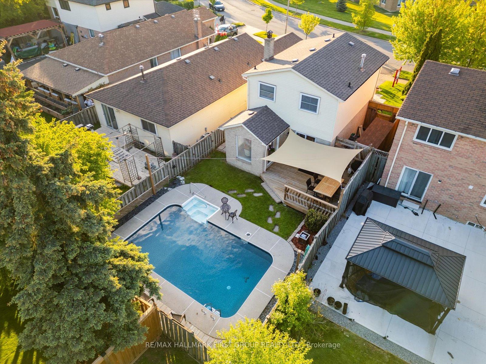 Photo 31 of 67 Mandrake Street, Ajax, Central — HOMEH
