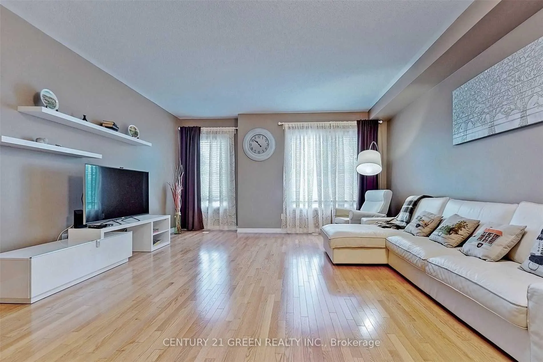Photo 11 of 21 Cedar Lake Crescent, Brampton, Bram West — HOMEH