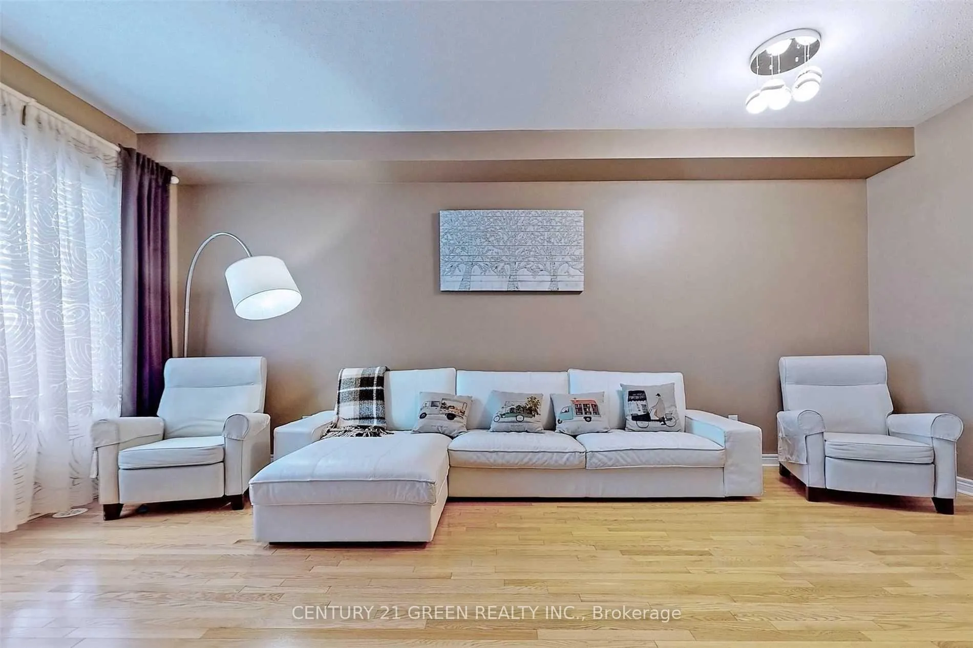 Photo 12 of 21 Cedar Lake Crescent, Brampton, Bram West — HOMEH