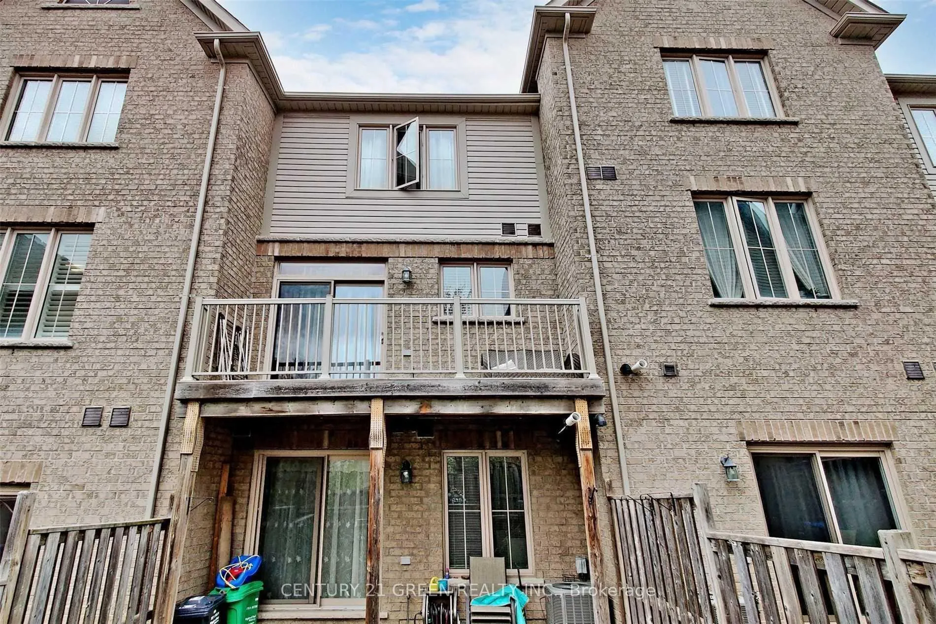 Photo 36 of 21 Cedar Lake Crescent, Brampton, Bram West — HOMEH