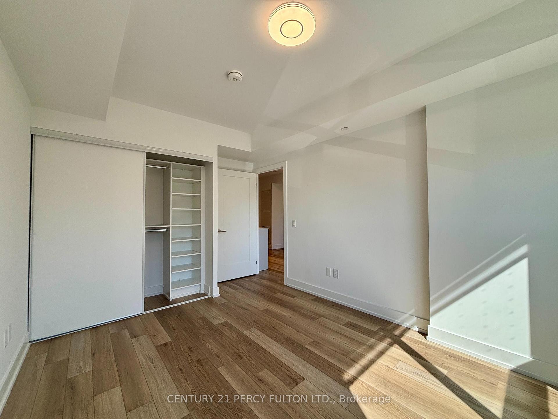 Photo 10 of Unit 611, 8 Cedarland Drive, Markham, Unionville — HOMEH