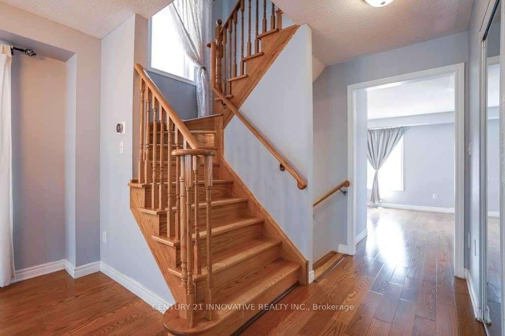 Photo 6 of 54 Carpendale Crescent E, Ajax, Northeast Ajax — HOMEH