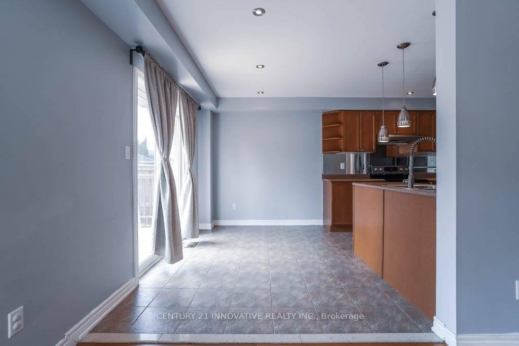 Photo 8 of 54 Carpendale Crescent E, Ajax, Northeast Ajax — HOMEH
