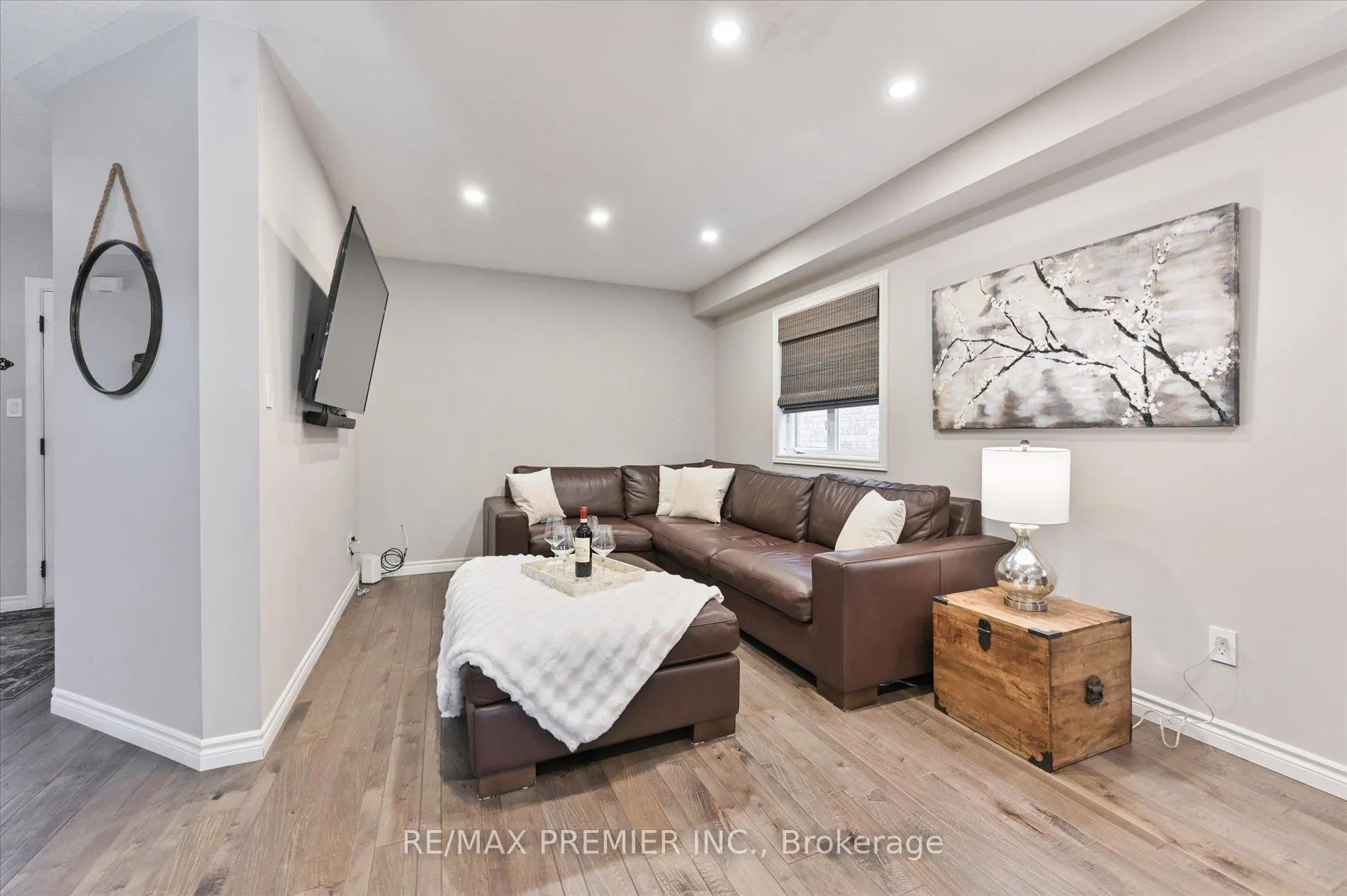 Photo 5 of 78 Archbury Circle, Caledon, Bolton East — HOMEH
