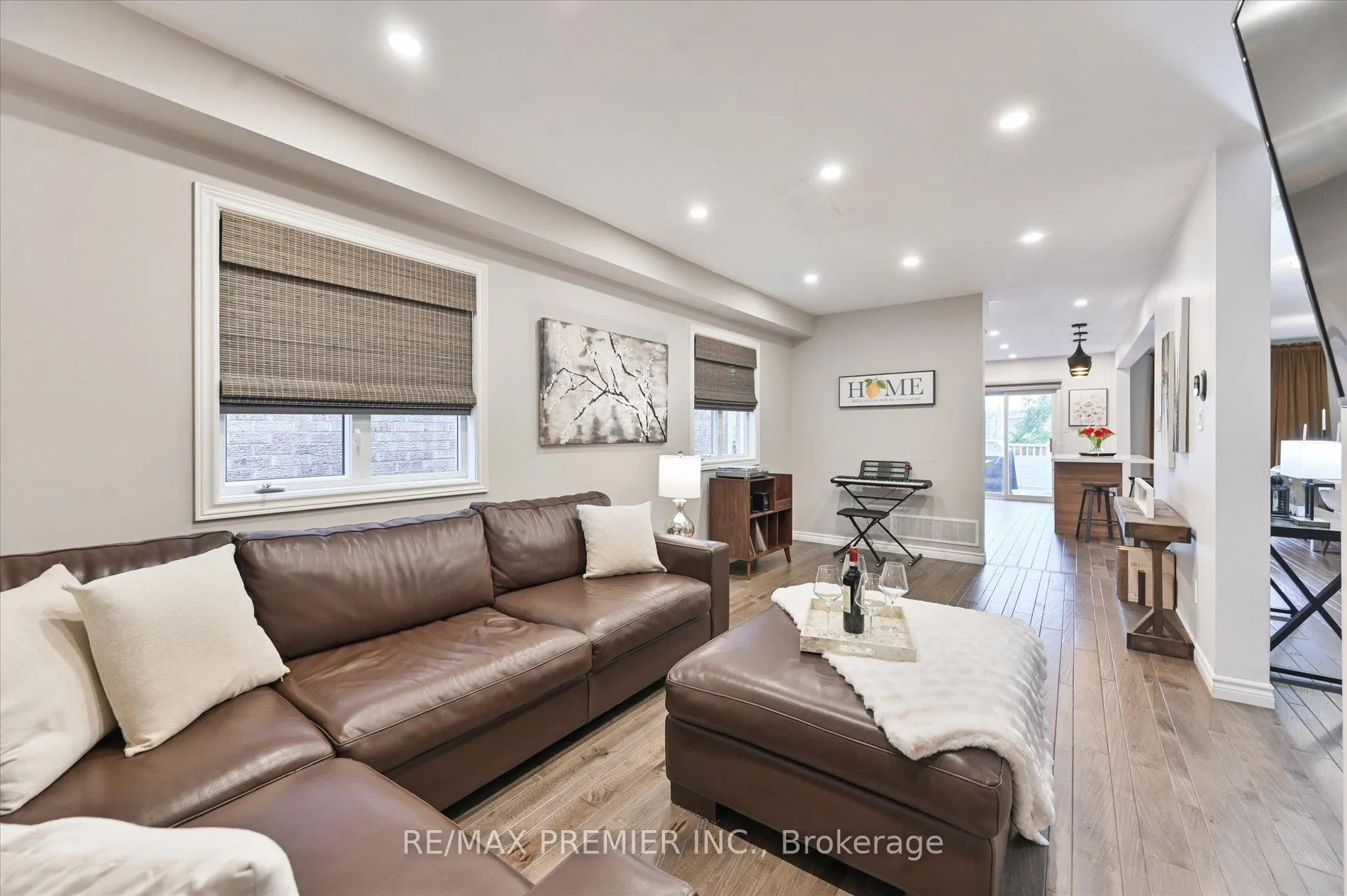 Photo 6 of 78 Archbury Circle, Caledon, Bolton East — HOMEH