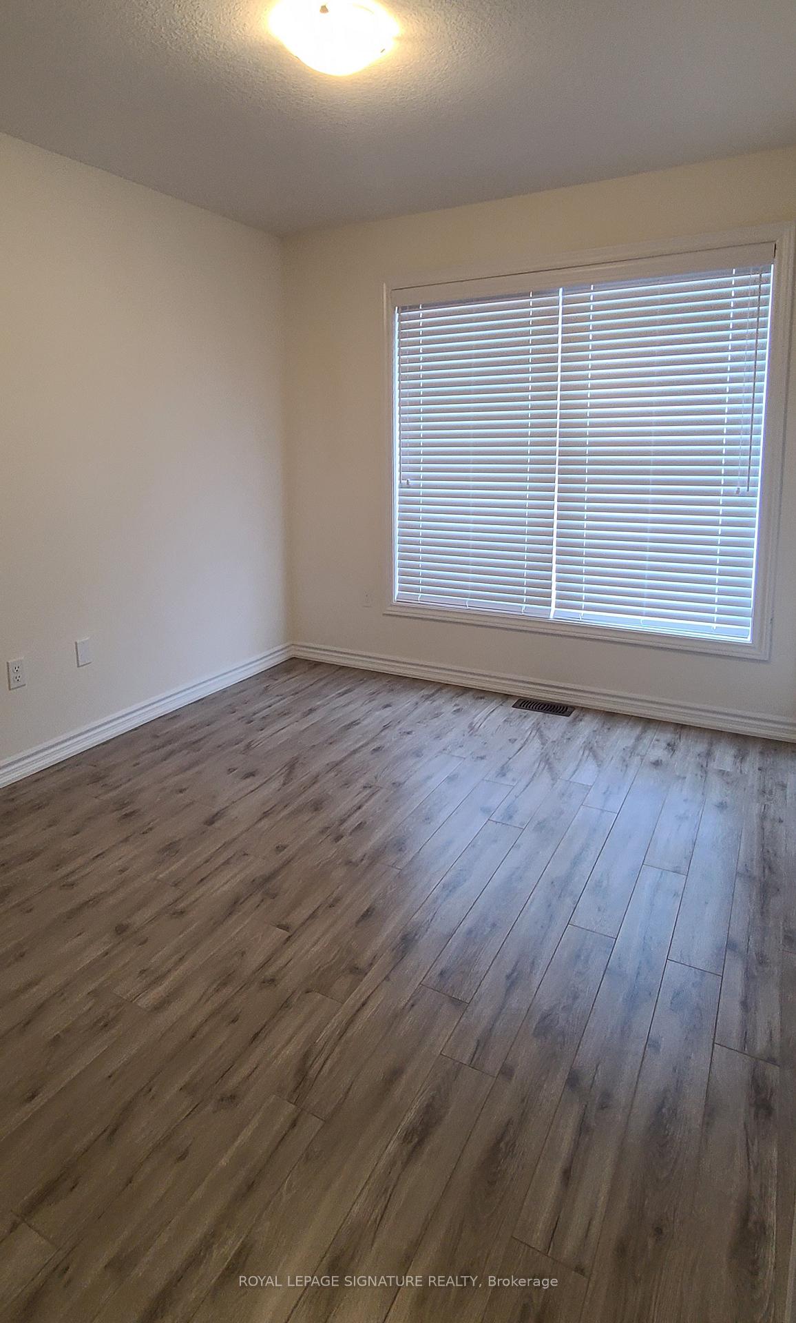Photo 11 of Unit 43, 383 Dundas Street E, Hamilton, Waterdown — HOMEH
