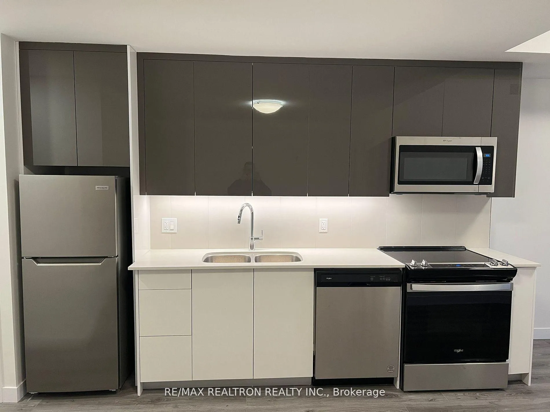 Photo 5 of Unit 3805, 60 Frederick Street, Kitchener — HOMEH
