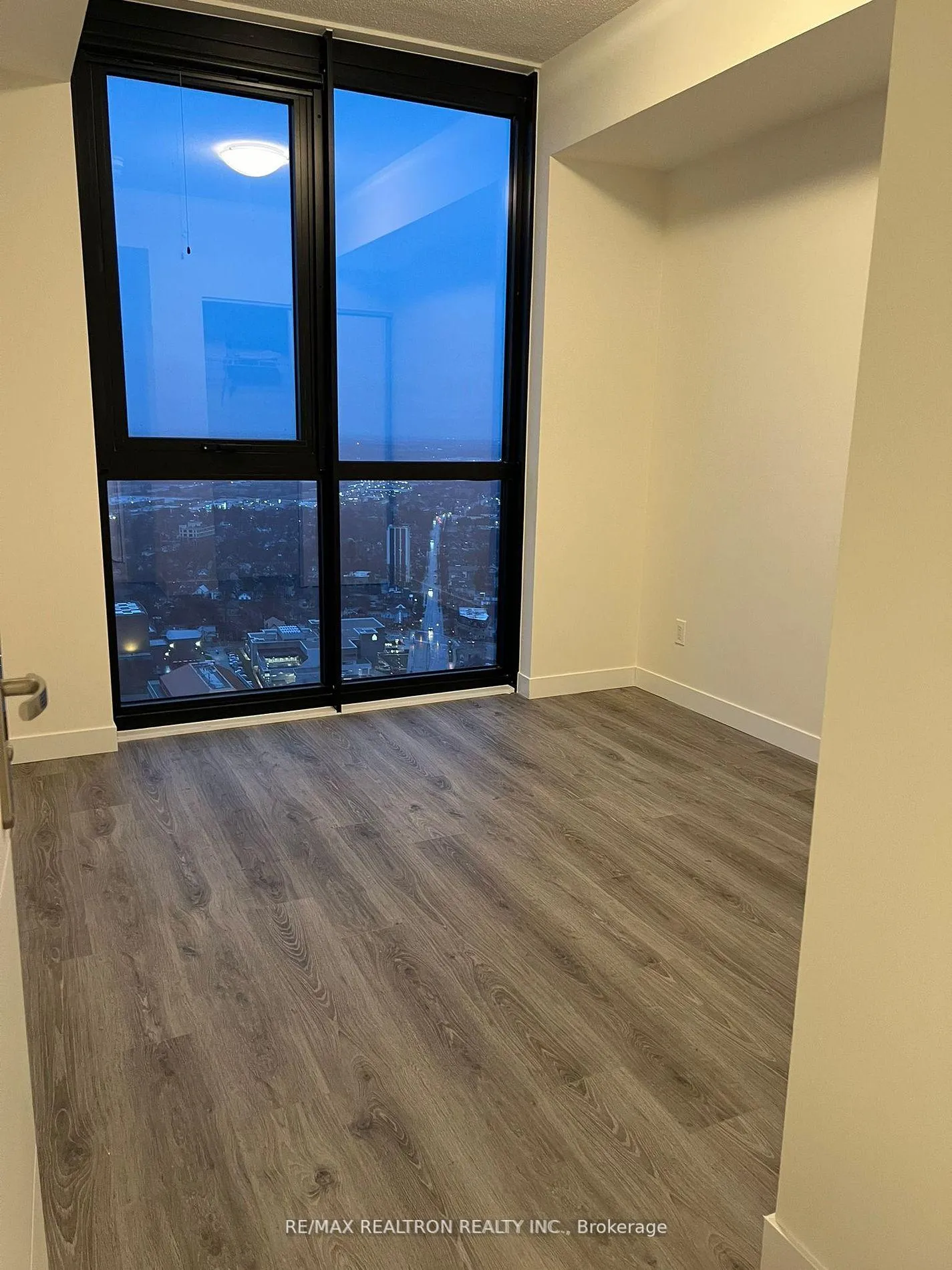Photo 7 of Unit 3805, 60 Frederick Street, Kitchener — HOMEH