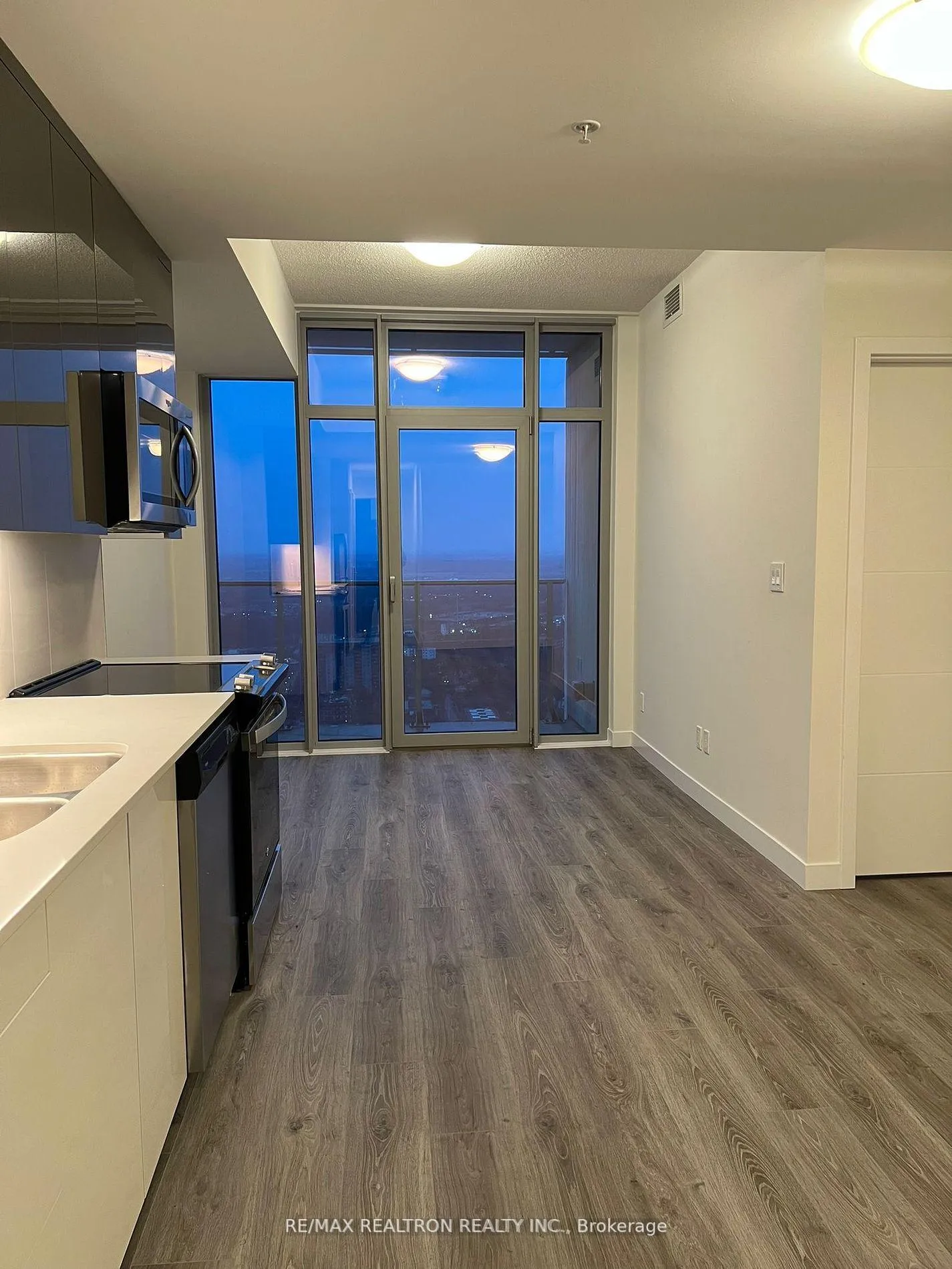 Photo 8 of Unit 3805, 60 Frederick Street, Kitchener — HOMEH