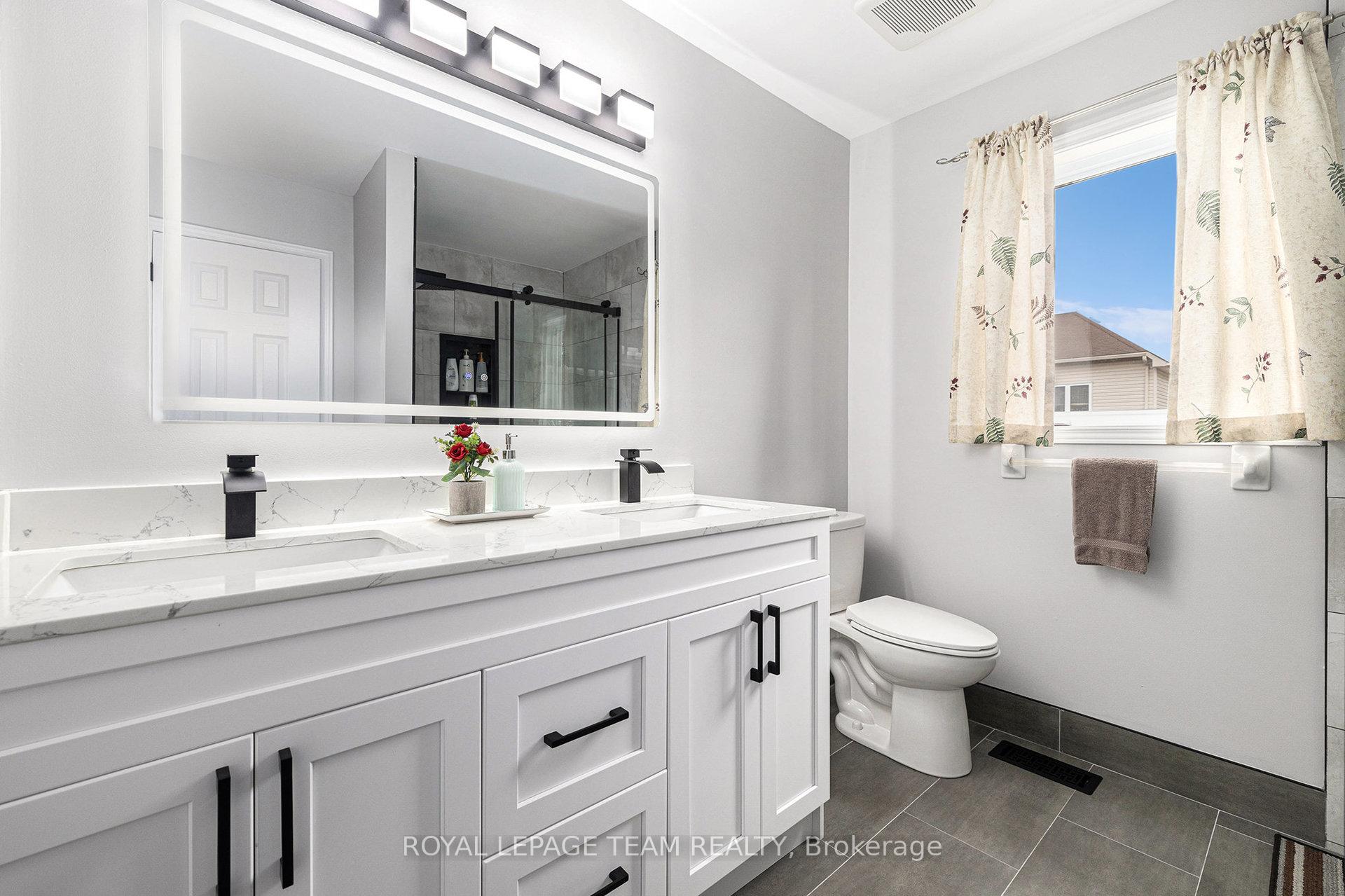 Photo 26 of 45 Aquapass Place, Ottawa, Barrhaven - Strandherd — HOMEH