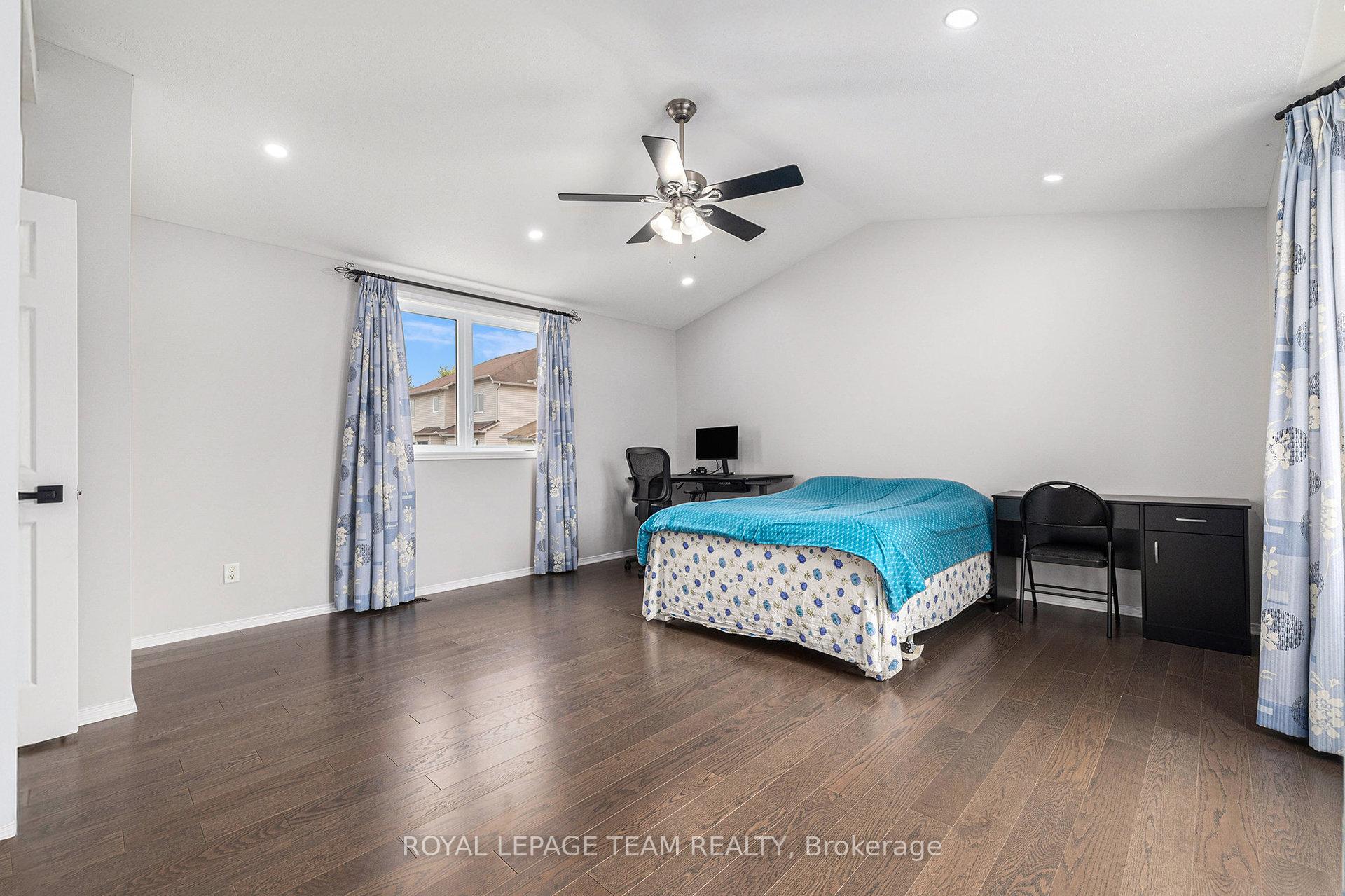 Photo 28 of 45 Aquapass Place, Ottawa, Barrhaven - Strandherd — HOMEH