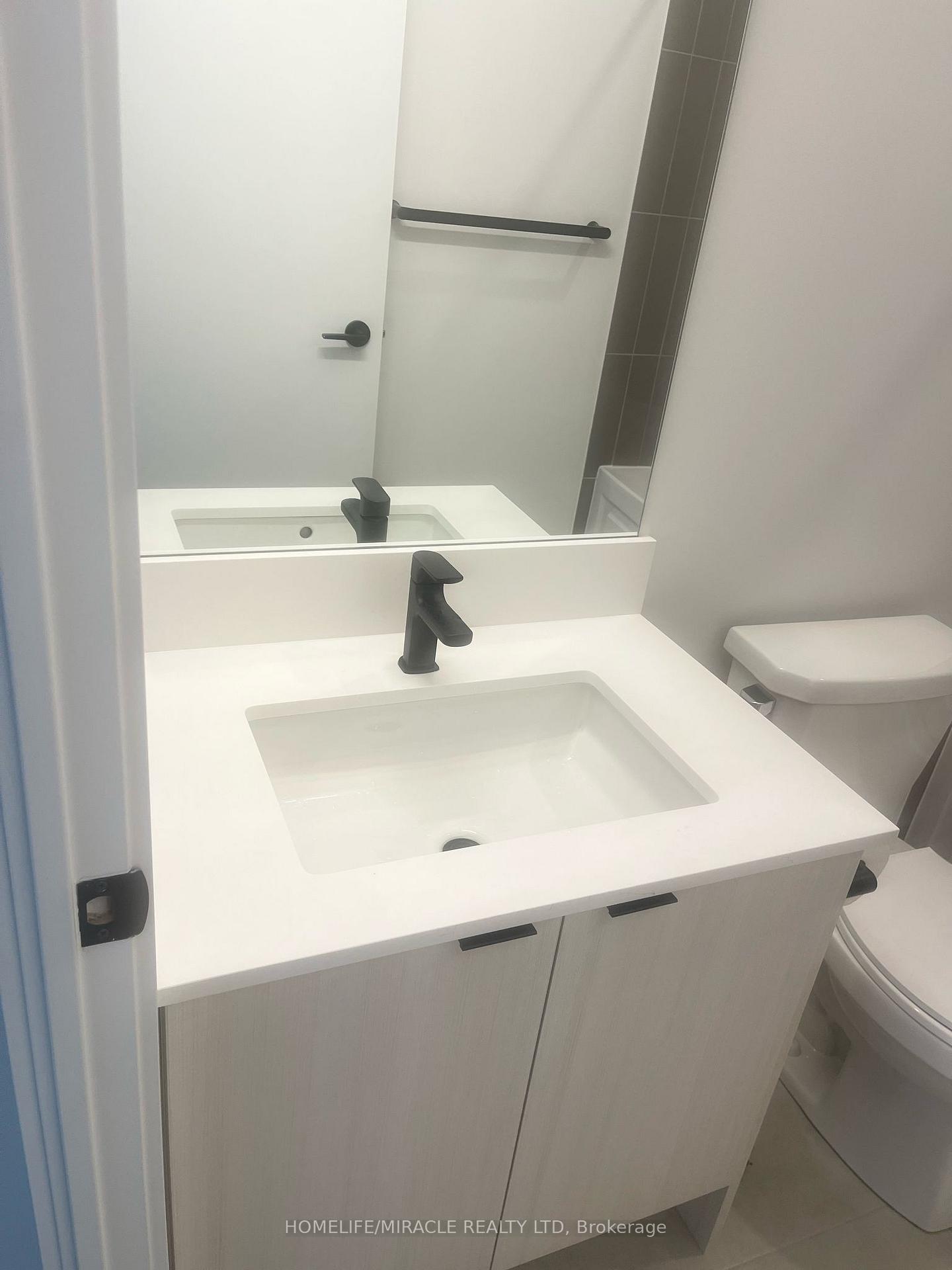 Photo 5 of Unit 2105, 225 Malta Avenue S, Brampton, Fletcher's Creek South — HOMEH